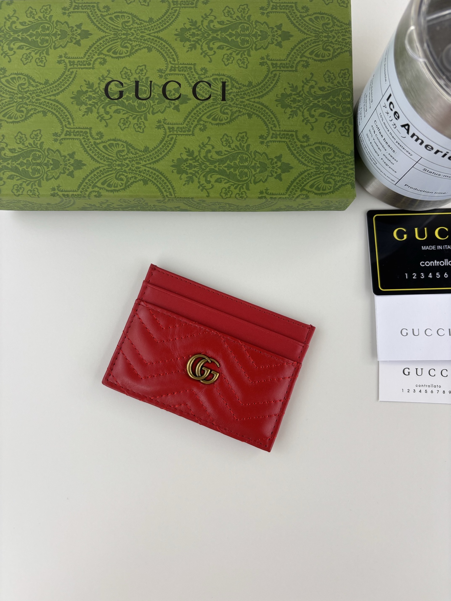 GUCCI GG Marmont カードケース 人形紋織り 赤色
