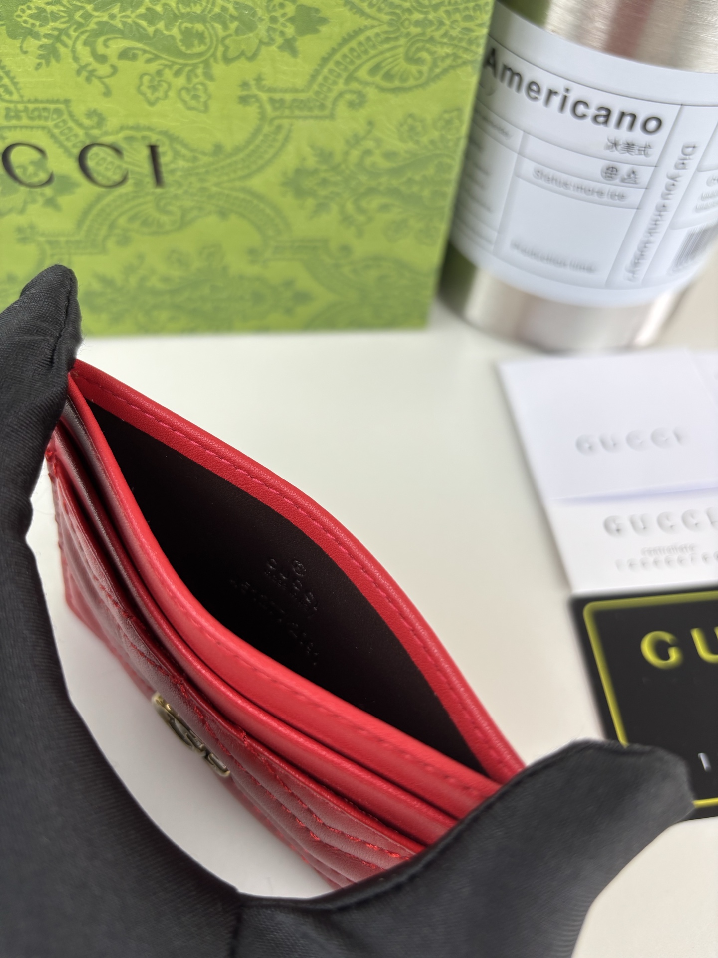 GUCCI GG Marmont カードケース 人形紋織り 赤色