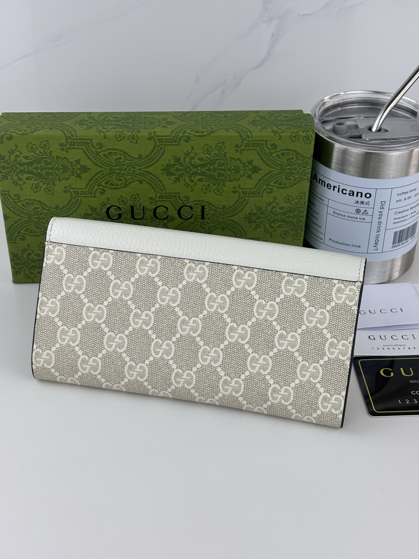 GUCCl Ophidiaシリーズ 新作 小牛皮製バッグ