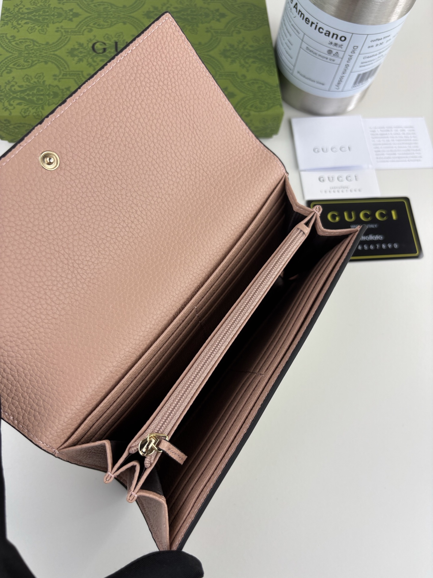 GUCCl Ophidiaシリーズ 小牛皮製クラッチバッグ - クラシックな双G金具付き