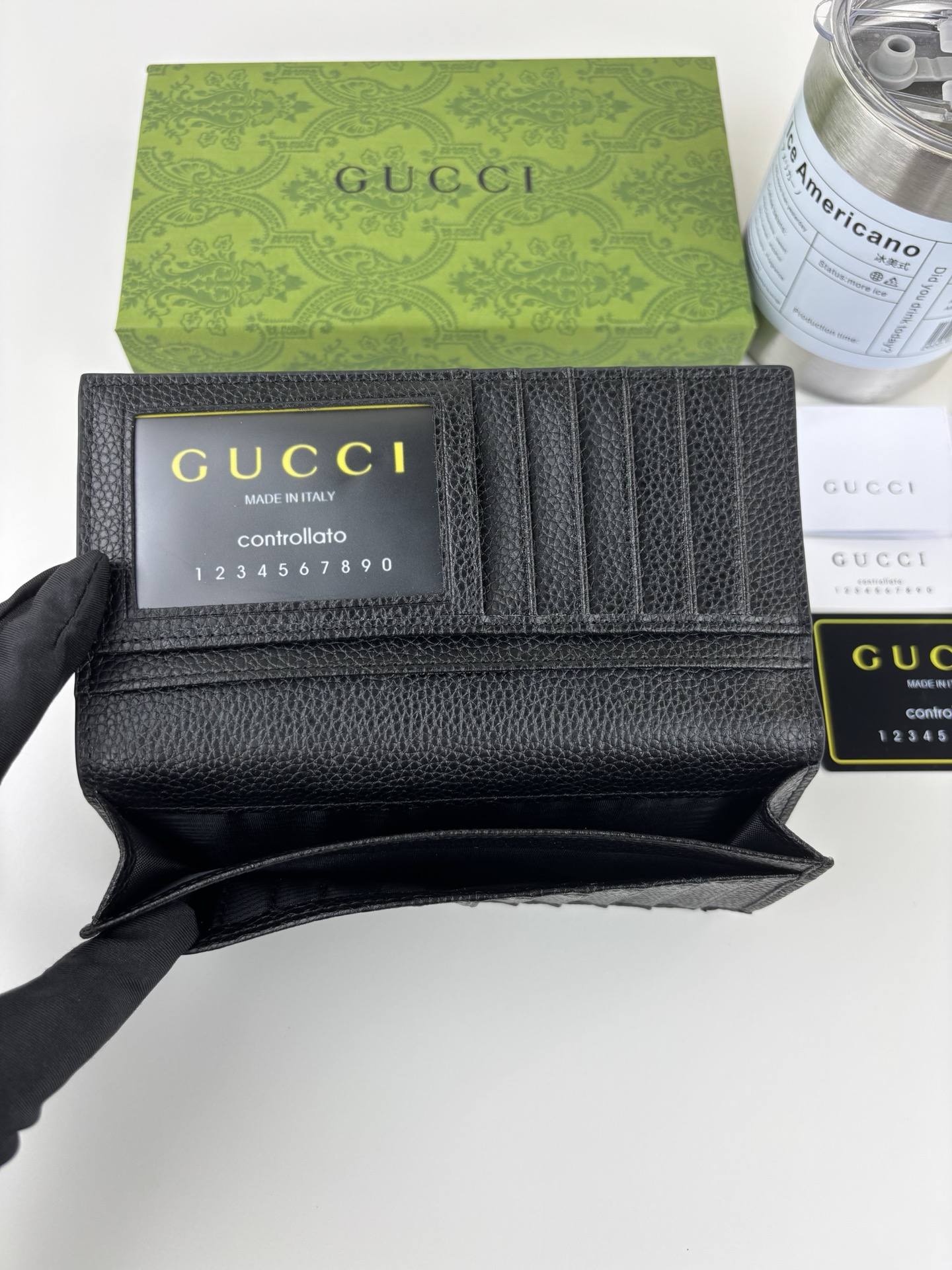 Gucci スーパー双G長夹財布 - 高級感あふれるデザイン