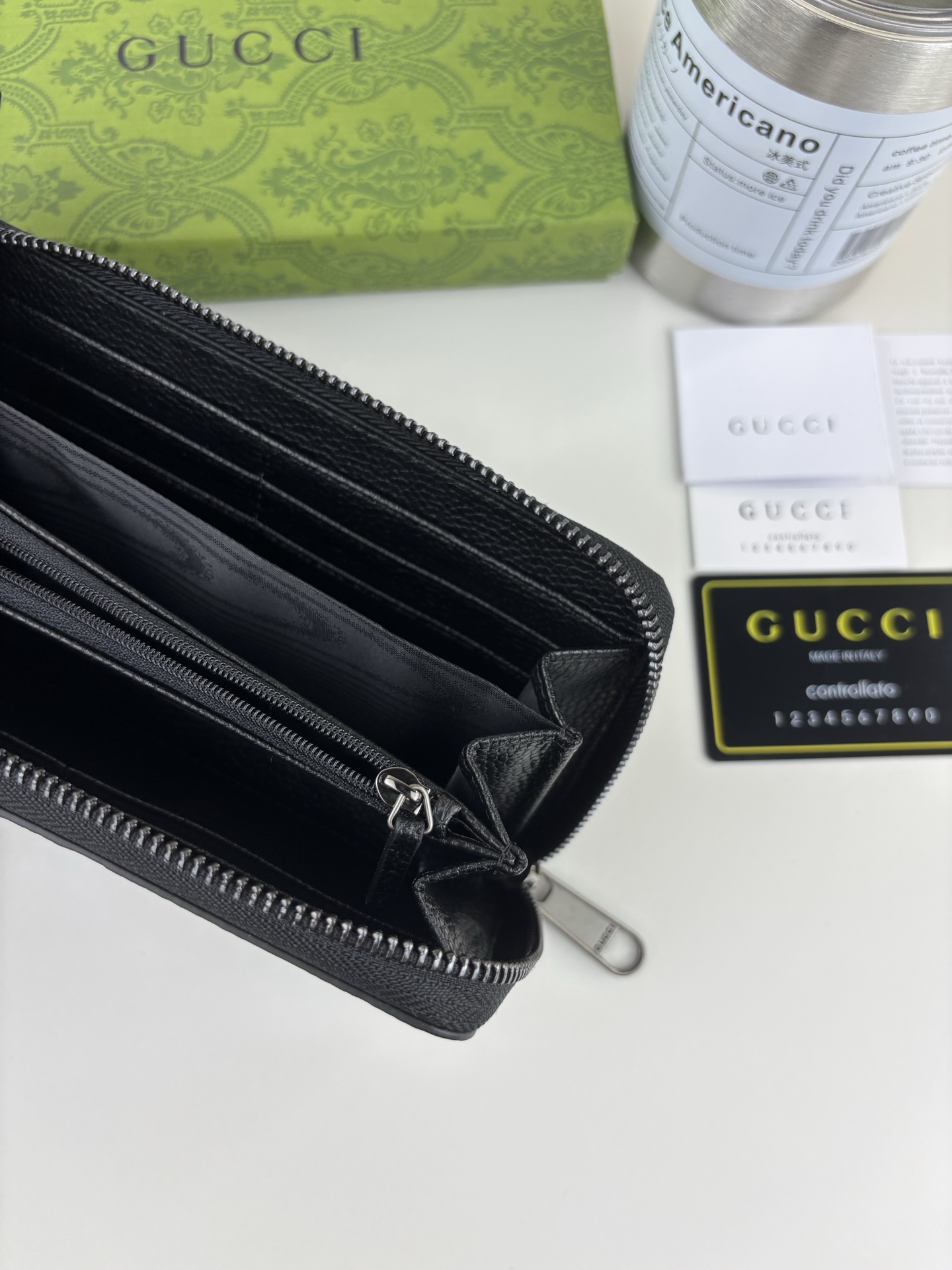 Gucci スーパー双G全ラチェン式財布 ブラック