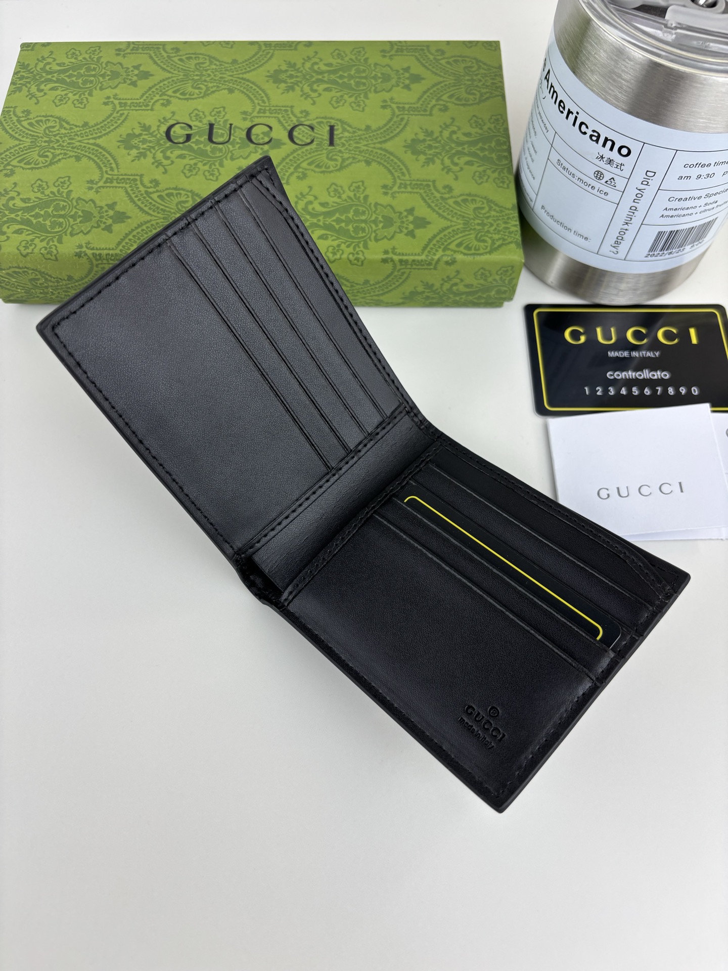 GUCCI 男士短款財布 ブラックレザー PVC素材 蛇ロゴ