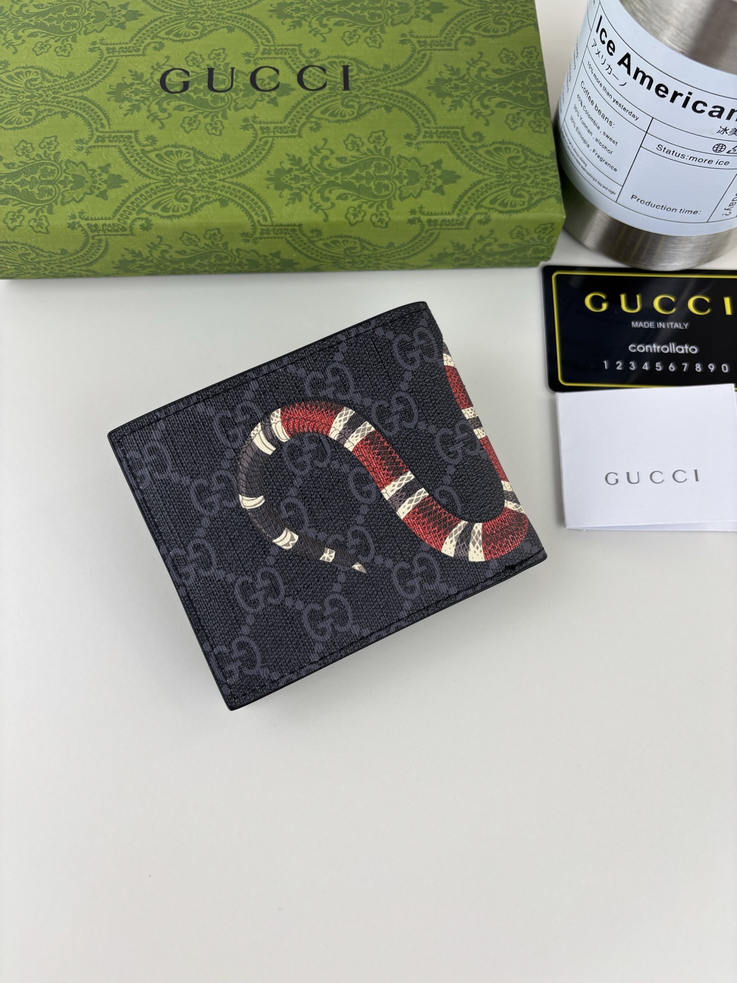 GUCCI 男士短款財布 ブラックレザー PVC素材 蛇ロゴ