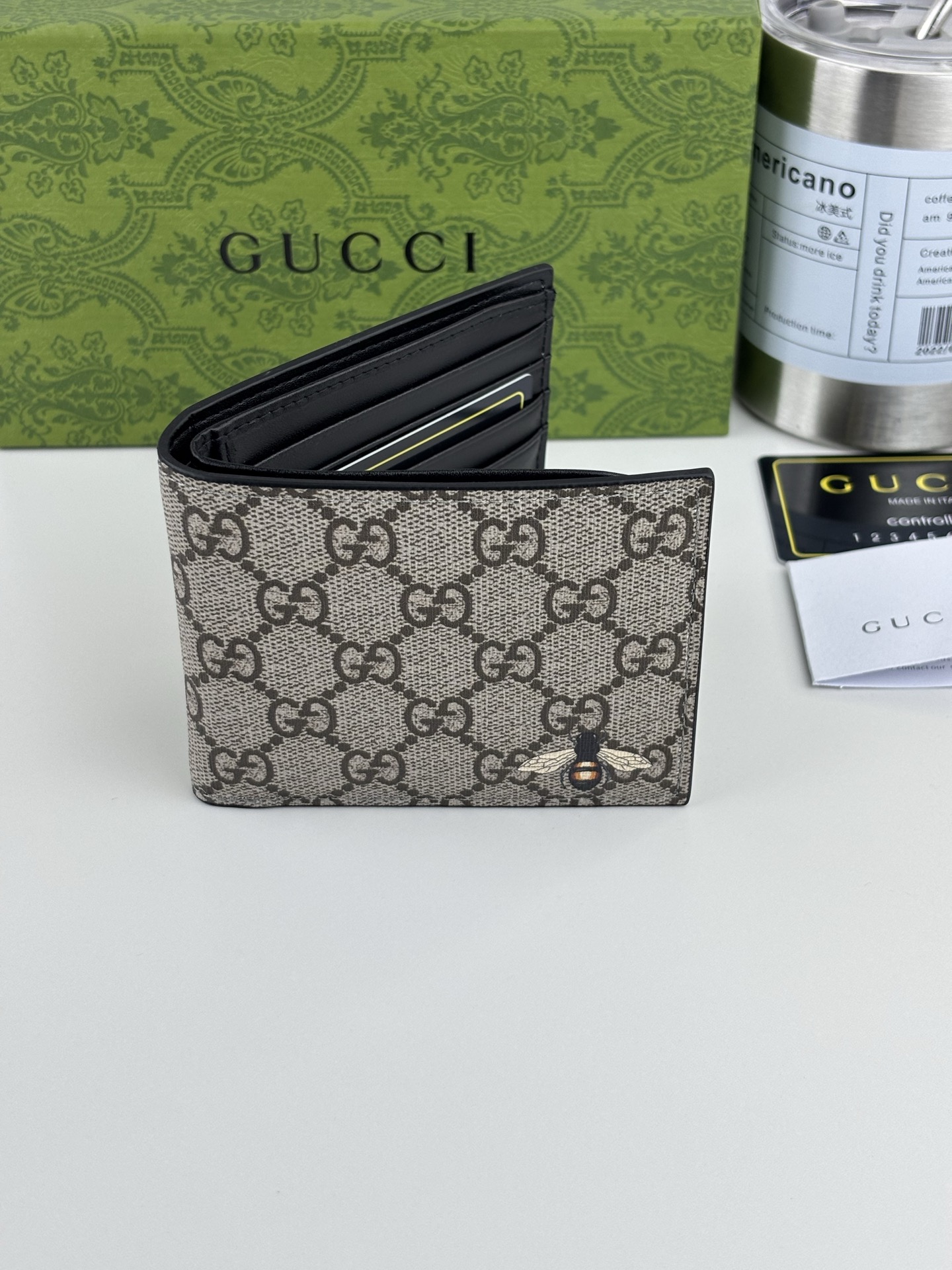 GUCCl 男士短款財布 ブラックレザー PVC素材 蜂のロゴ