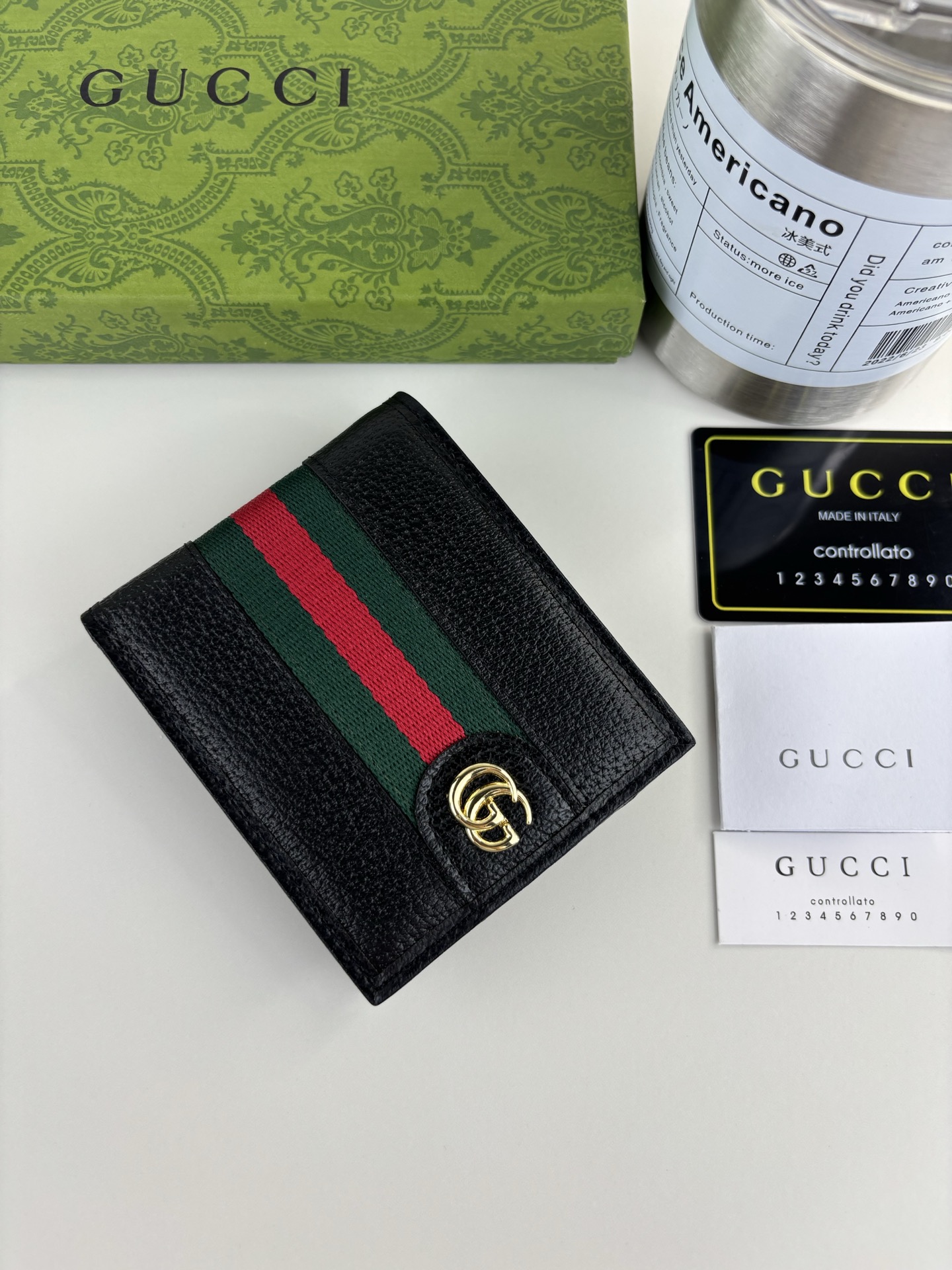 GUCCI Ophidiaシリーズ 短式財布 GG Supreme猪纹皮製