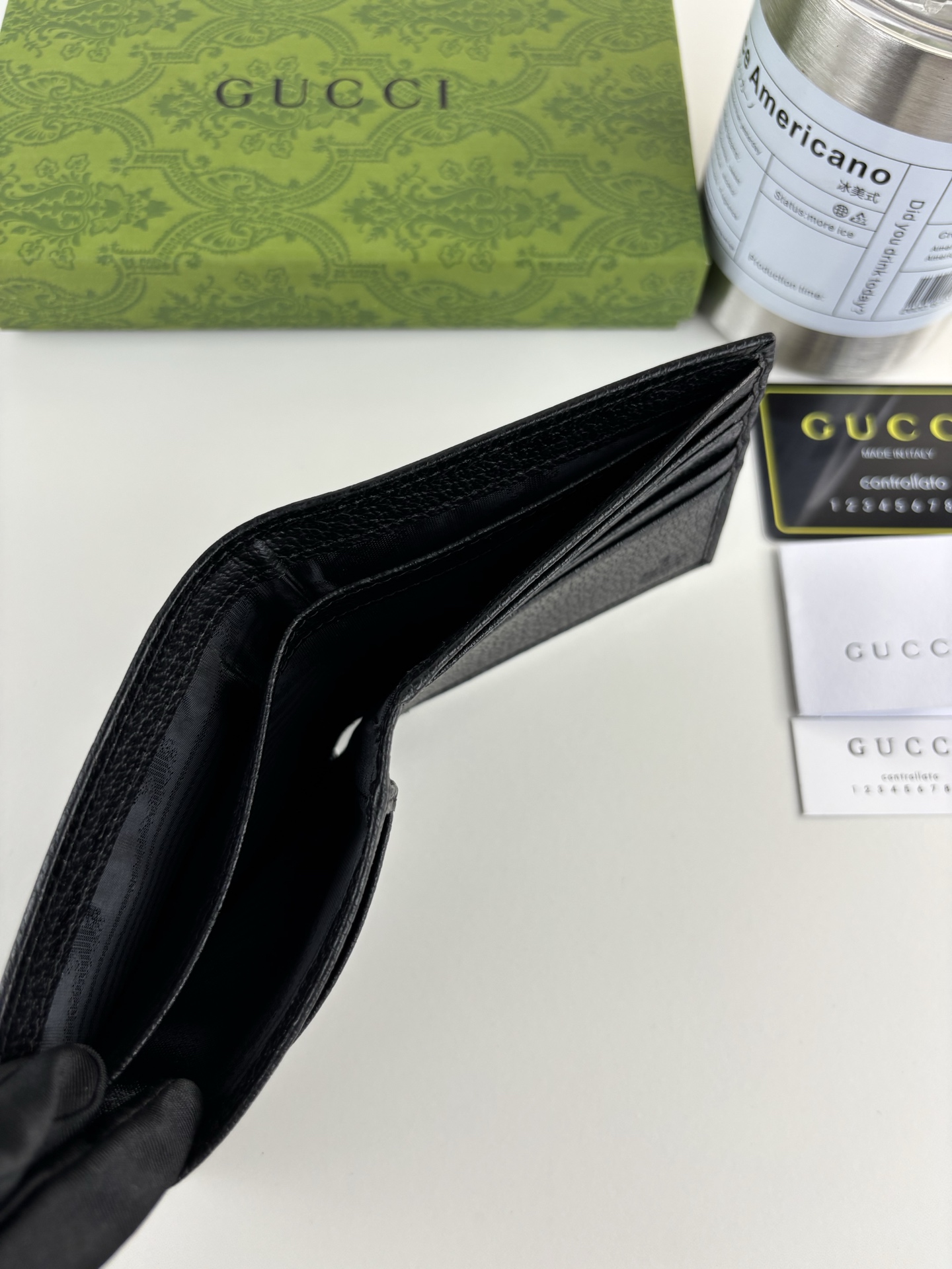 GUCCI Ophidiaシリーズ 短式財布 GG Supreme猪纹皮製