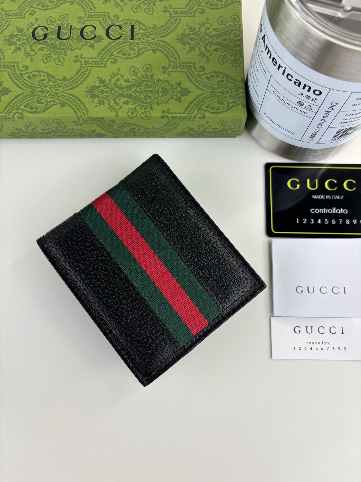 GUCCI Ophidiaシリーズ 短式財布 GG Supreme猪纹皮製
