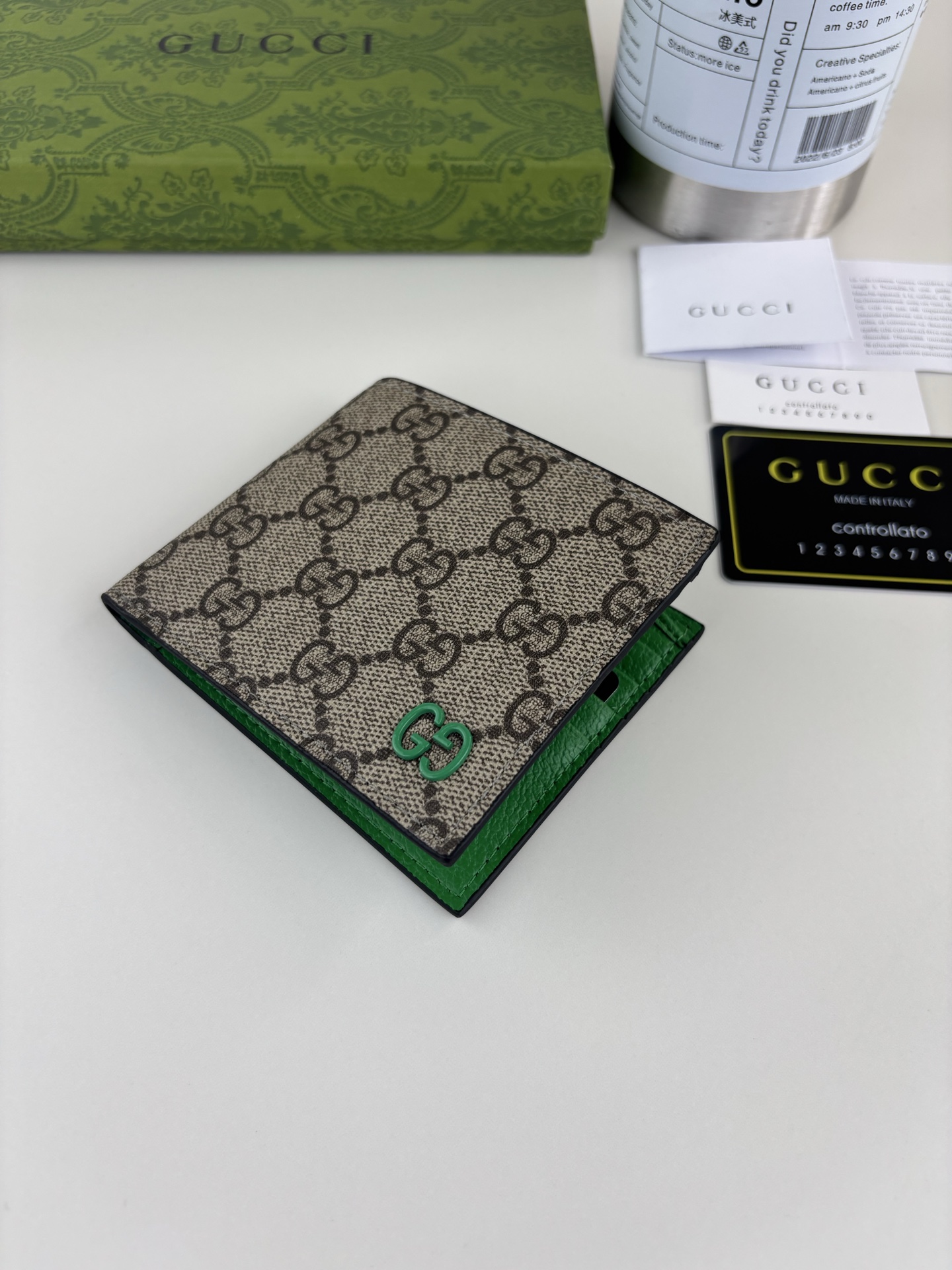 Gucci メンズ財布 GG Supreme ブラウン&グリーン
