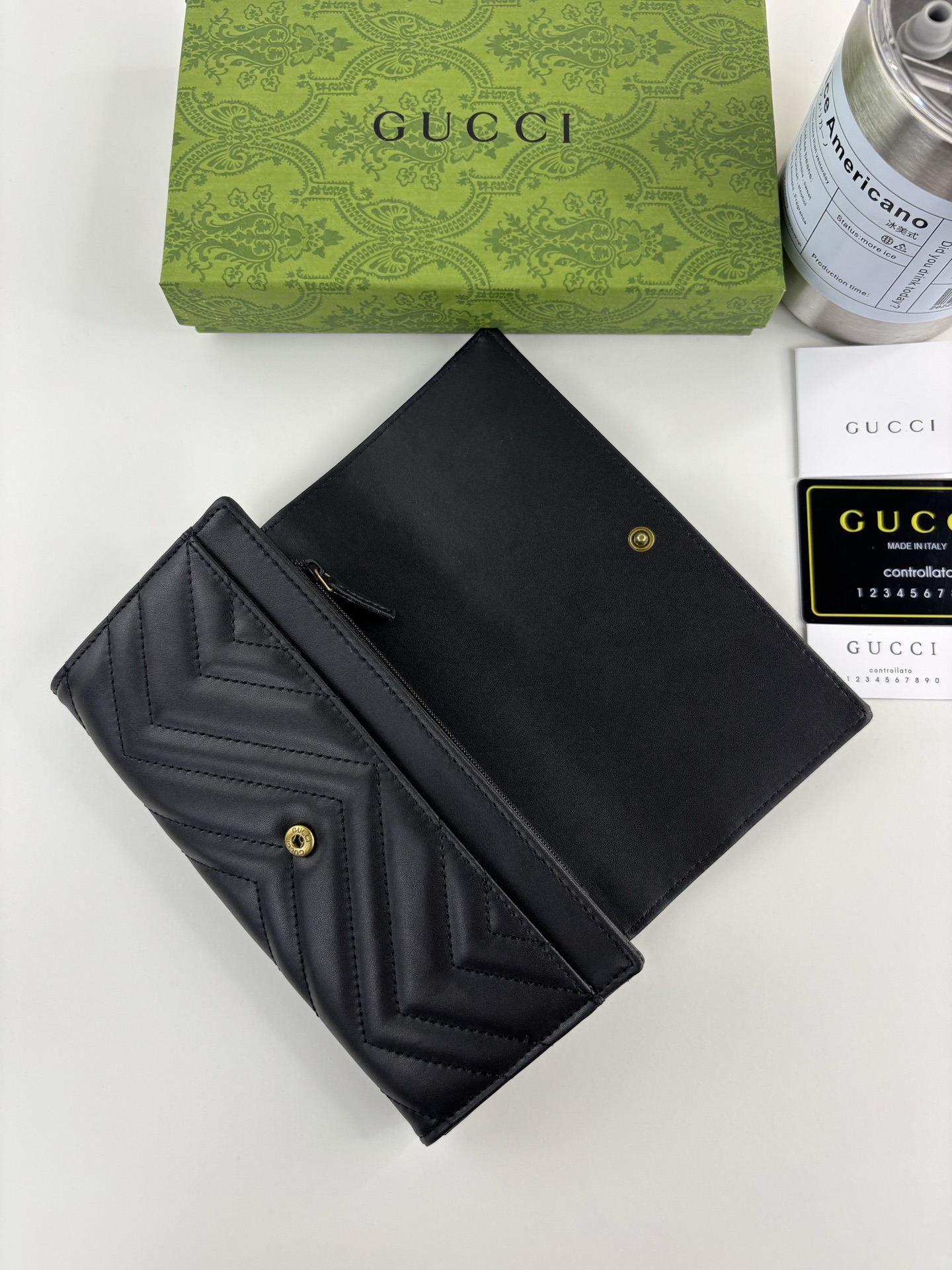 GUCCI GG Marmont 長款皮夹 - 上質な絞り皮革と多機能設計