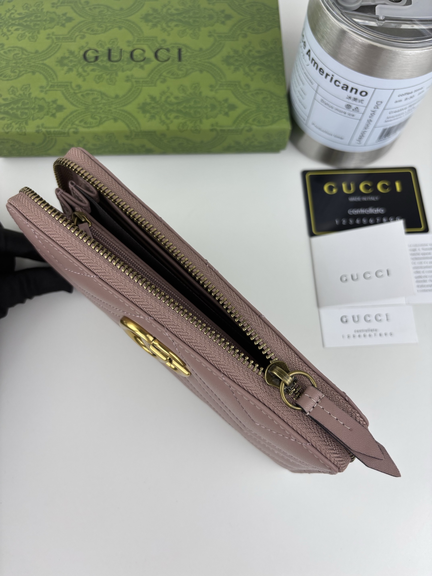 GUCCI GG Marmont 長款ラウンドファスナー財布 - エレガントなデザインと機能性