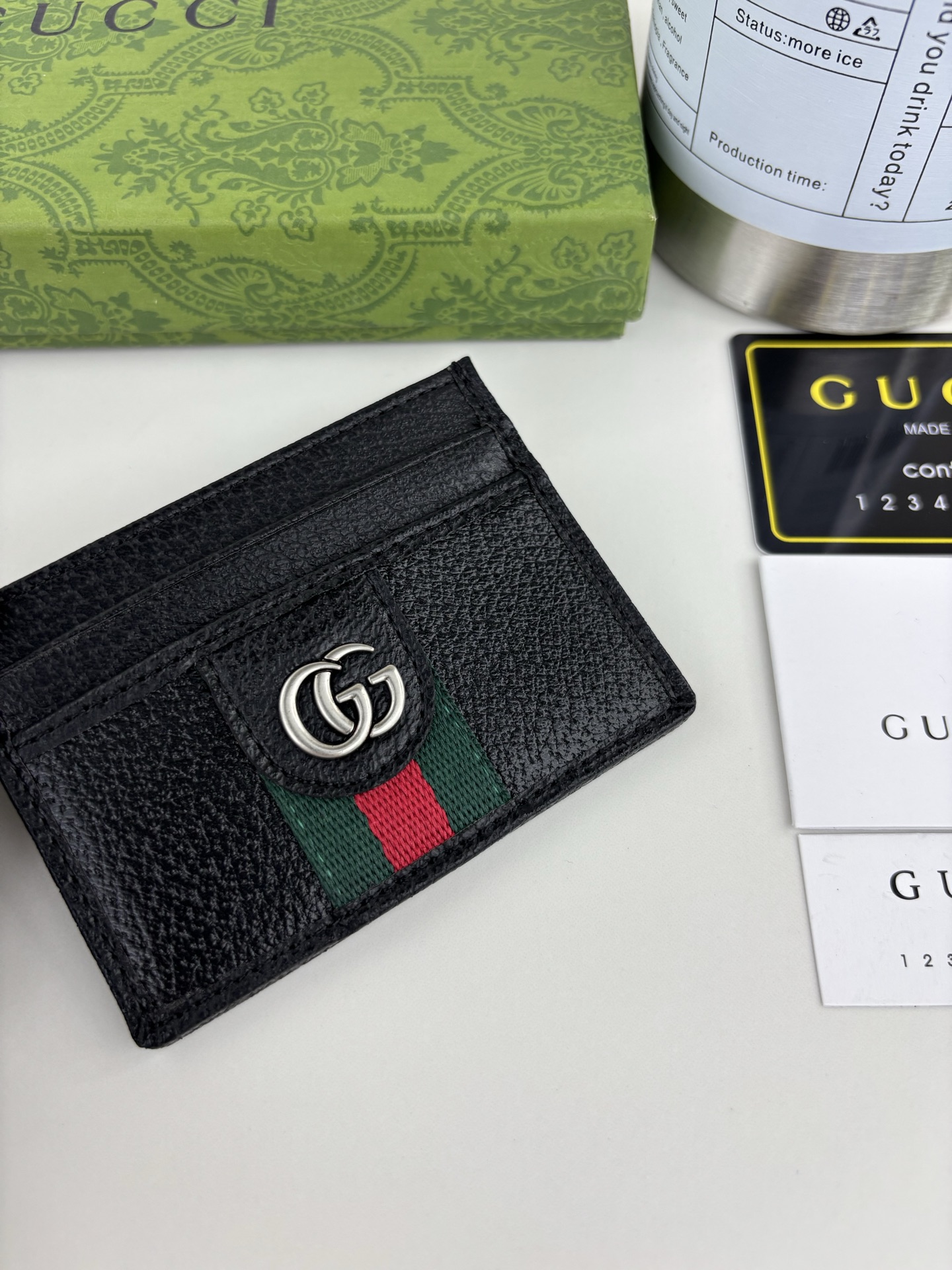 GUCCI Ophidiaシリーズ カードケース GG Supremeレザー