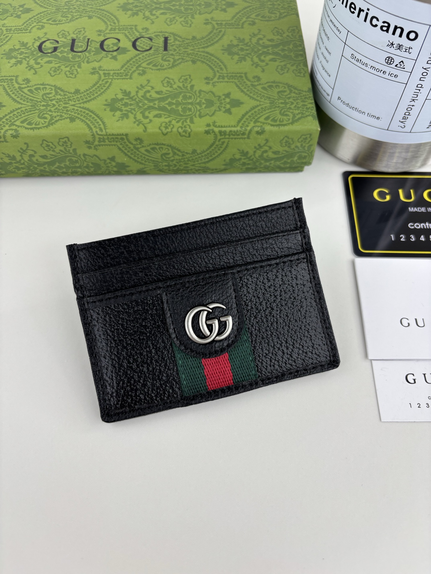 GUCCI Ophidiaシリーズ カードケース GG Supremeレザー