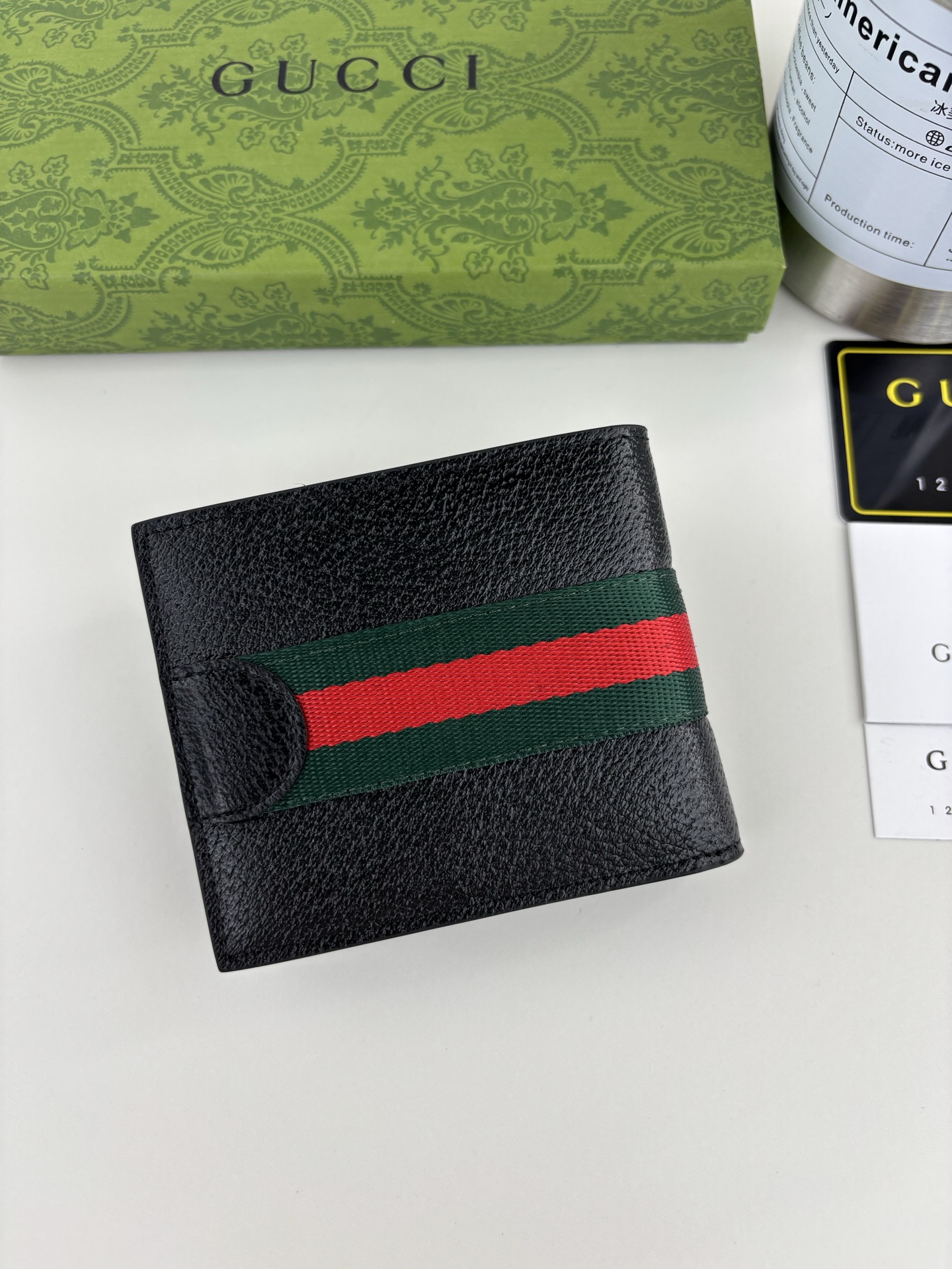 GUCCI Ophidiaシリーズ 短式財布 GG Supremeレザー製