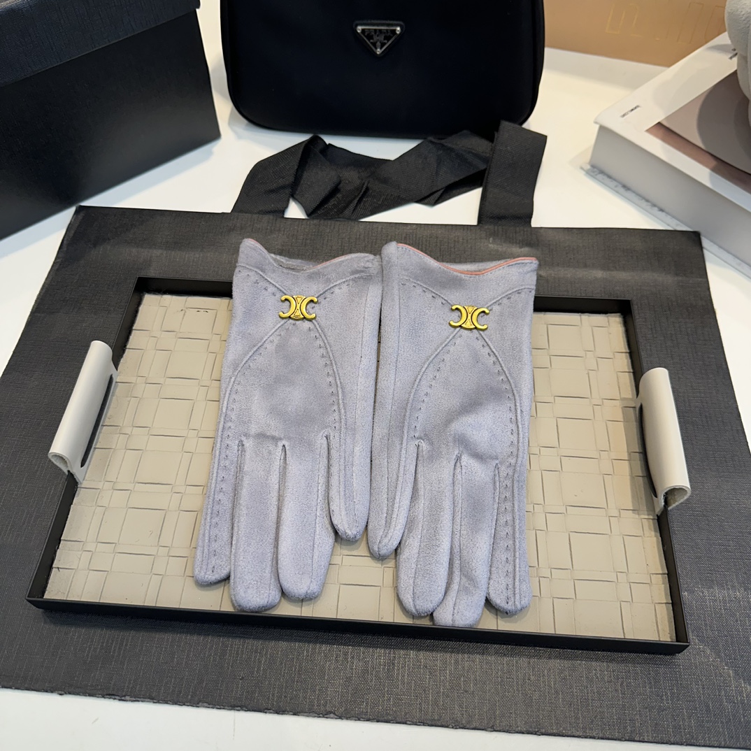 Celine Wool Gloves featuring a fleece-lined interior for autumn and - Comprehensive