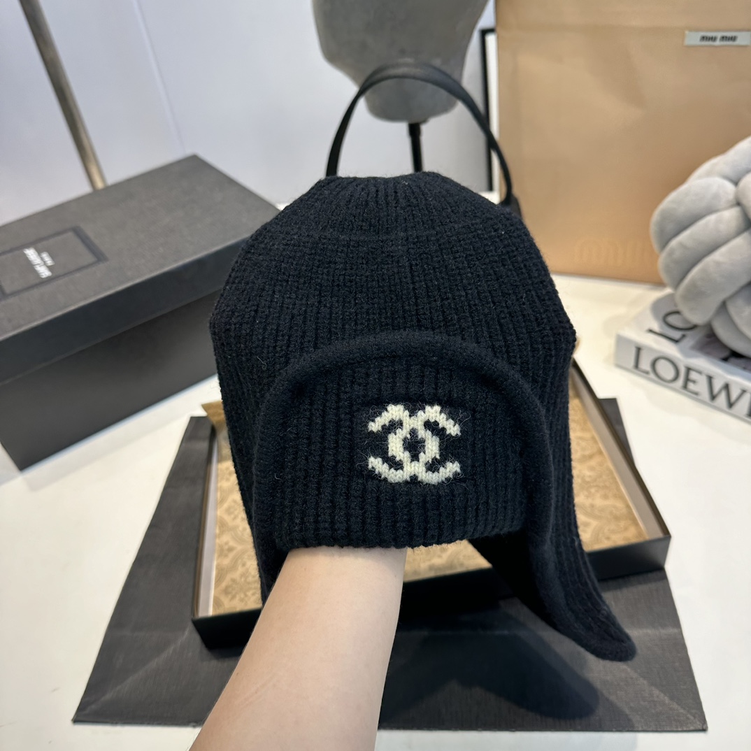 Chanel 24N Ski Collection Wool Hat Warm Beanie Cap For Women 5 i1732573468 3682 2