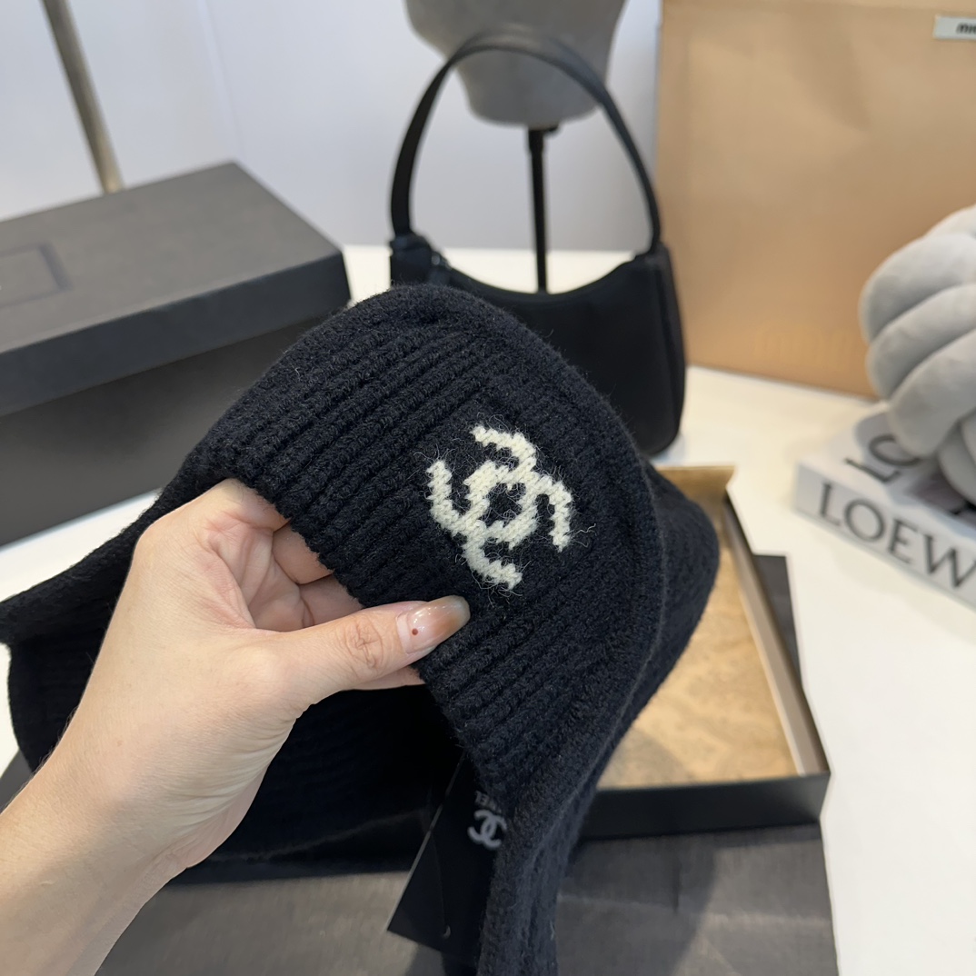 Chanel 24N Ski Collection Wool Hat Warm Beanie Cap For Women 8 i1732573468 9899 0