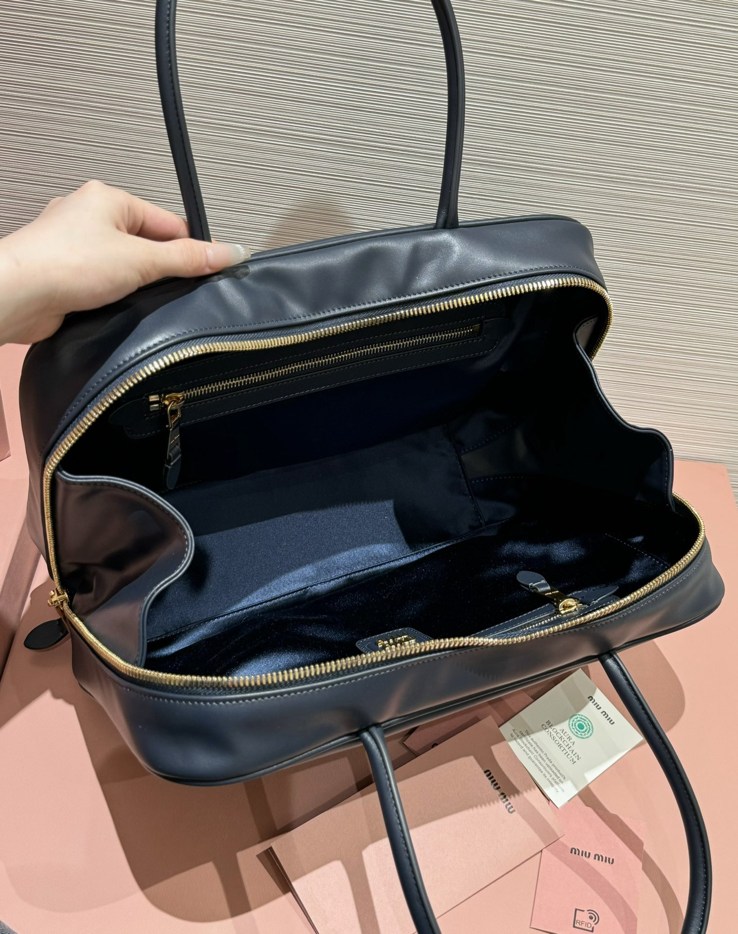 MiuMi*long wrist bowling ball/briefcase — photo 8