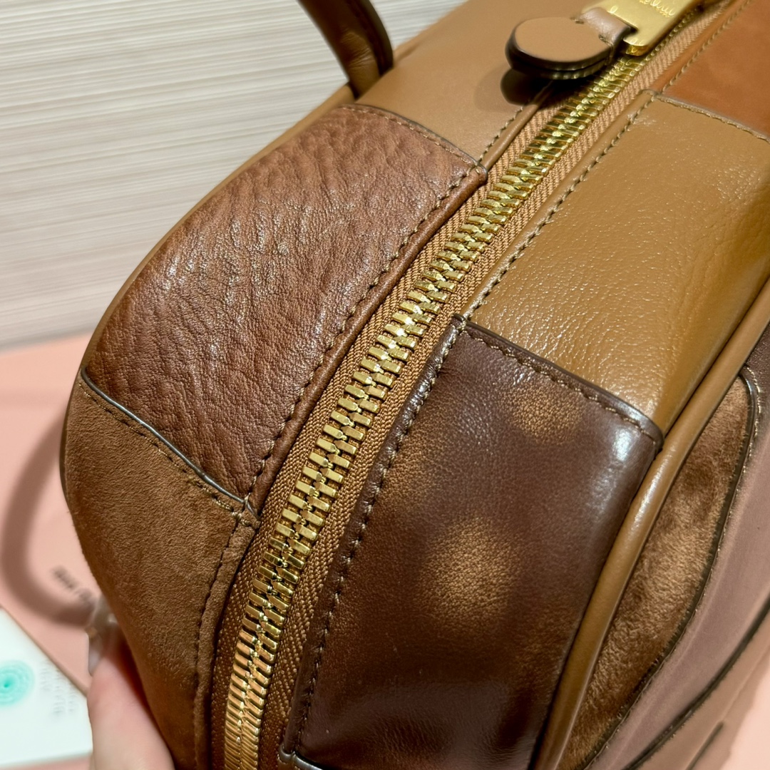 MiuMi*long wrist bowling ball/briefcase — photo 4