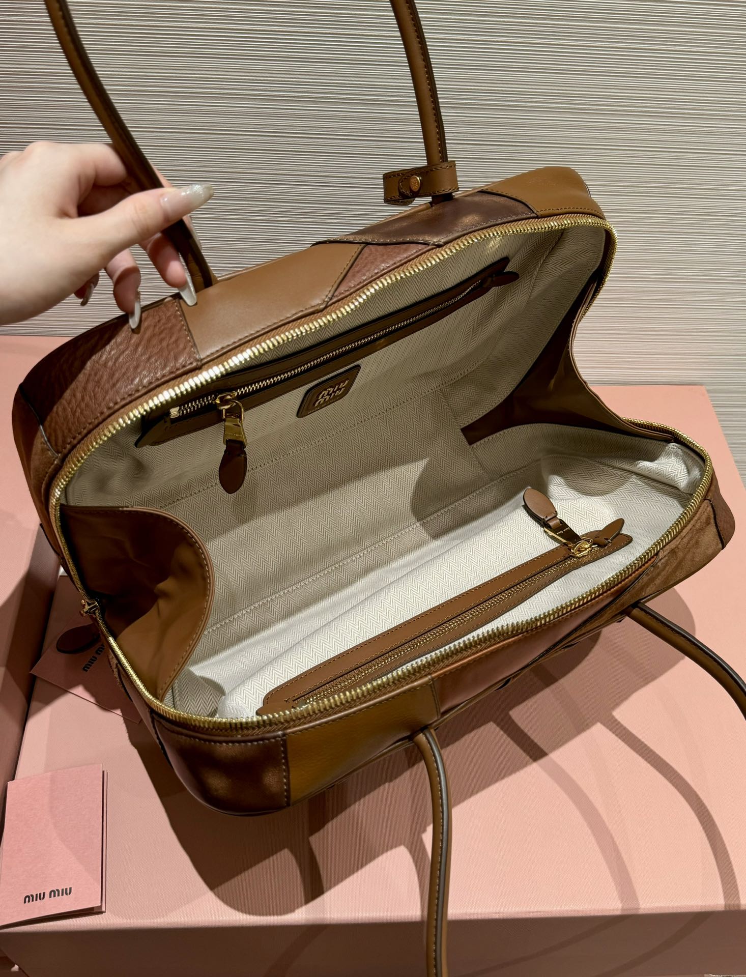 MiuMi*long wrist bowling ball/briefcase — photo 7