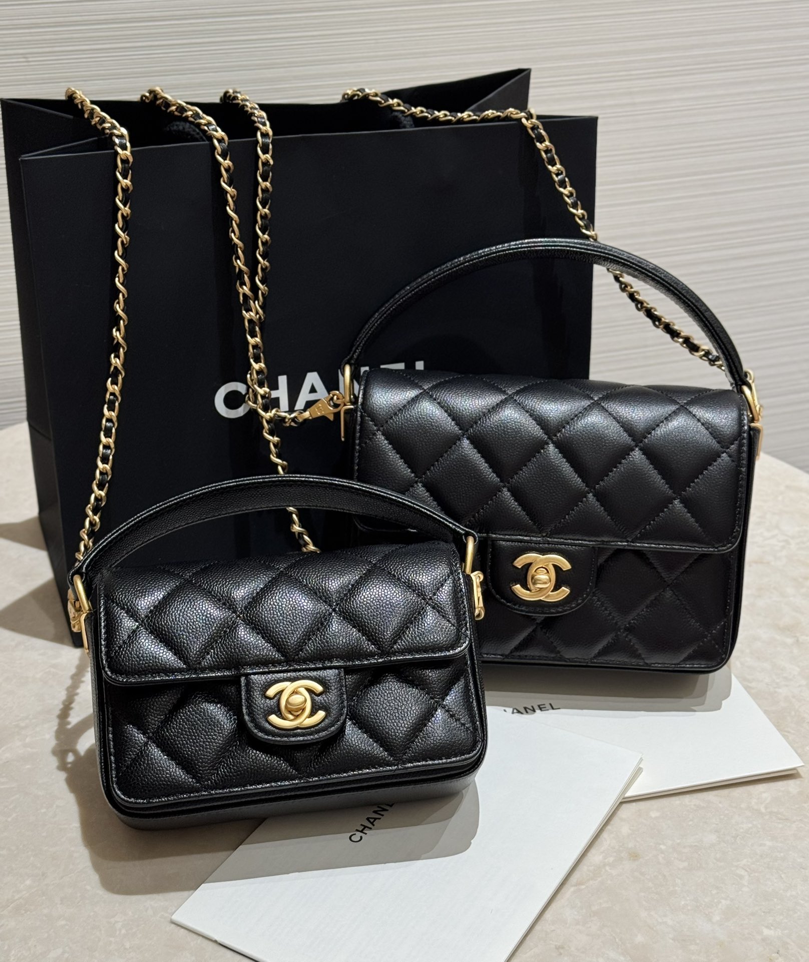 Comparación de tamaños🆚Bolso con solapa y asa 24K, original, caviar Haas, piel de becerro mediana, modelo: AS5164/tama…