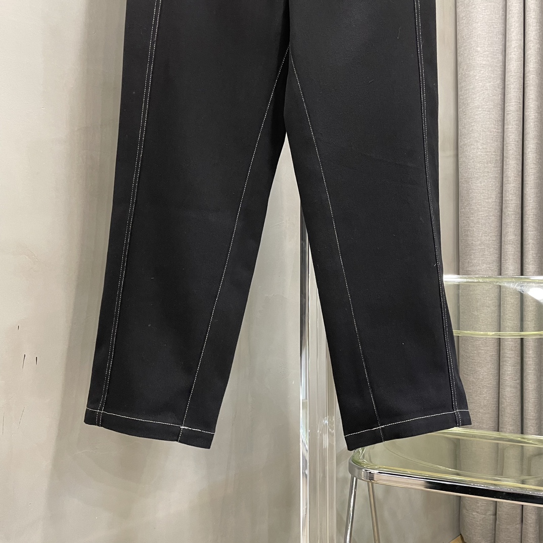 lemaire经典腰带弯月裤可以说是一条神裤中的神裤经典好穿任意搭配休闲时装都OK米色黑色3436384