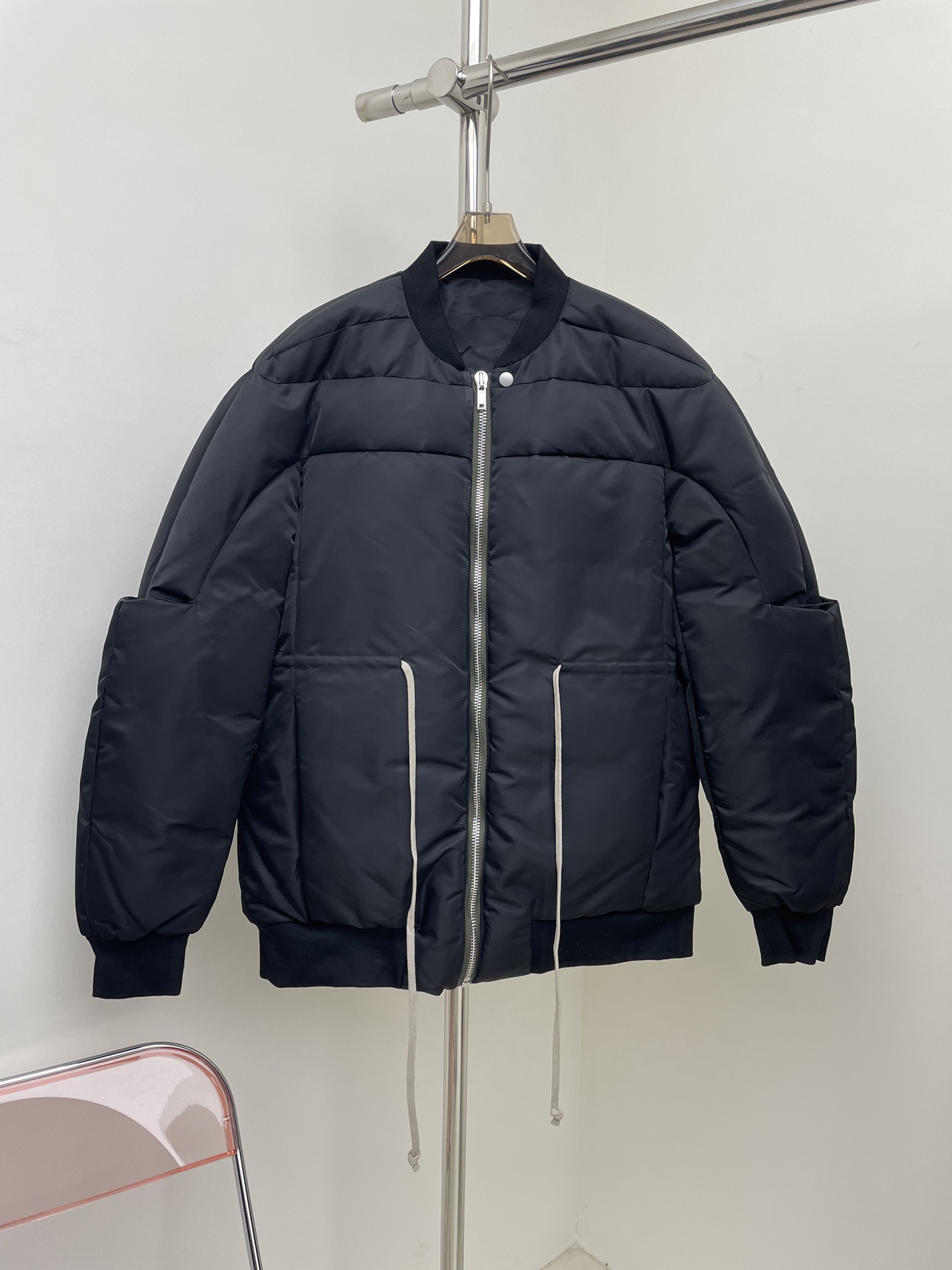 NO:576450,Comes with dust bag rick owens 24 new autumn and winter thickened drawstring splicing design long zipper down jacket national standard 90 goose down YB quality black SML real shot,,jackets & coats,down jacket,alexander wang19860909配防尘袋 rick owens 24秋冬新款加厚抽绳拼接设计长款拉链羽绒服外套 国标90鹅绒 YB品质 黑色 SML 实拍图,,jackets & coats,down jacket,alexander wang,Women's clothing