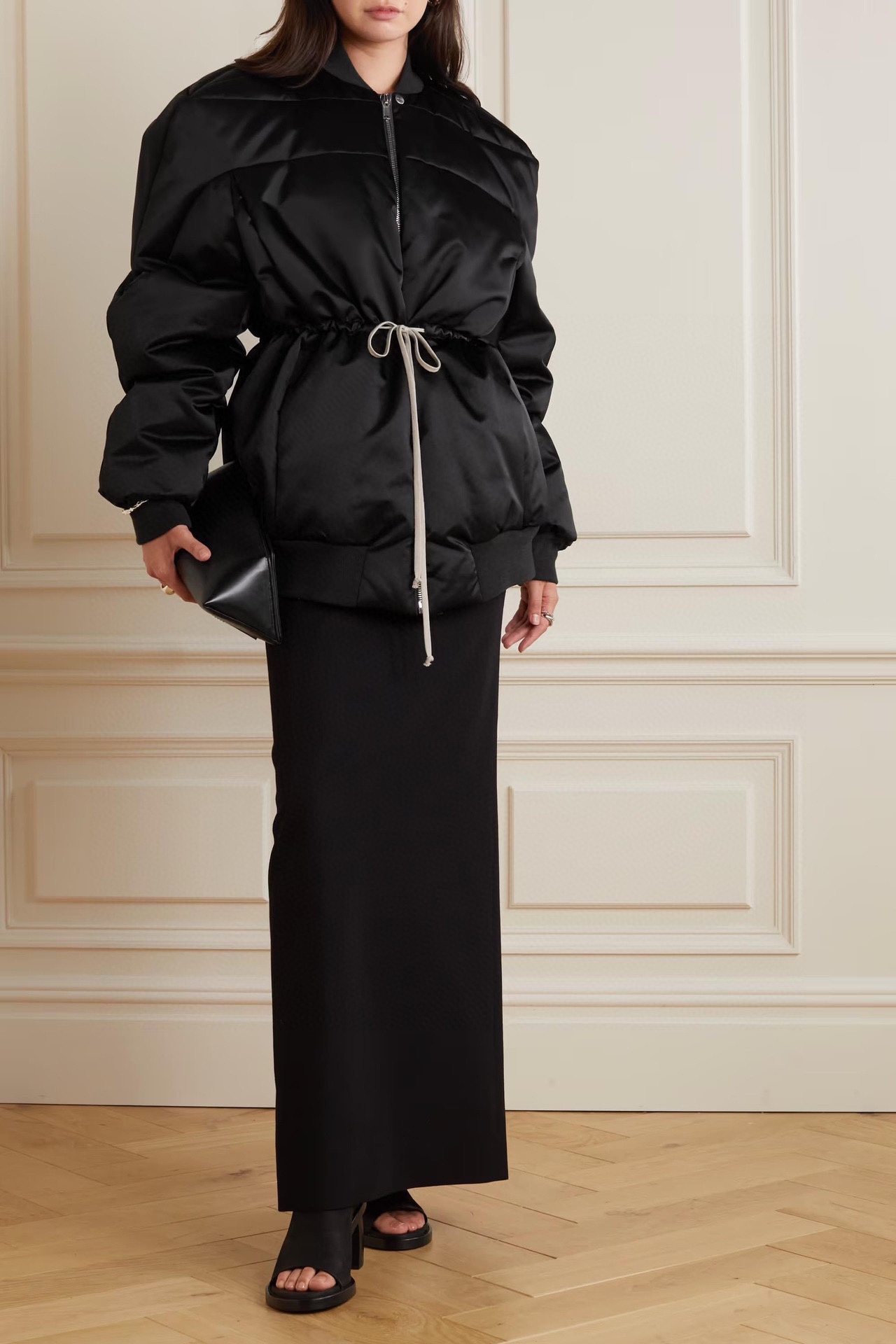 NO:576452,rick owens 24 new autumn and winter thickened drawstring splicing design long zipper down jacket national standard 90 goose down YB quality black SML,,jackets & coats,down jacket,alexander wang19860909rick owens 24秋冬新款加厚抽绳拼接设计长款拉链羽绒服外套 国标90鹅绒 YB品质 黑色 SML,,jackets & coats,down jacket,alexander wang,Women's clothing