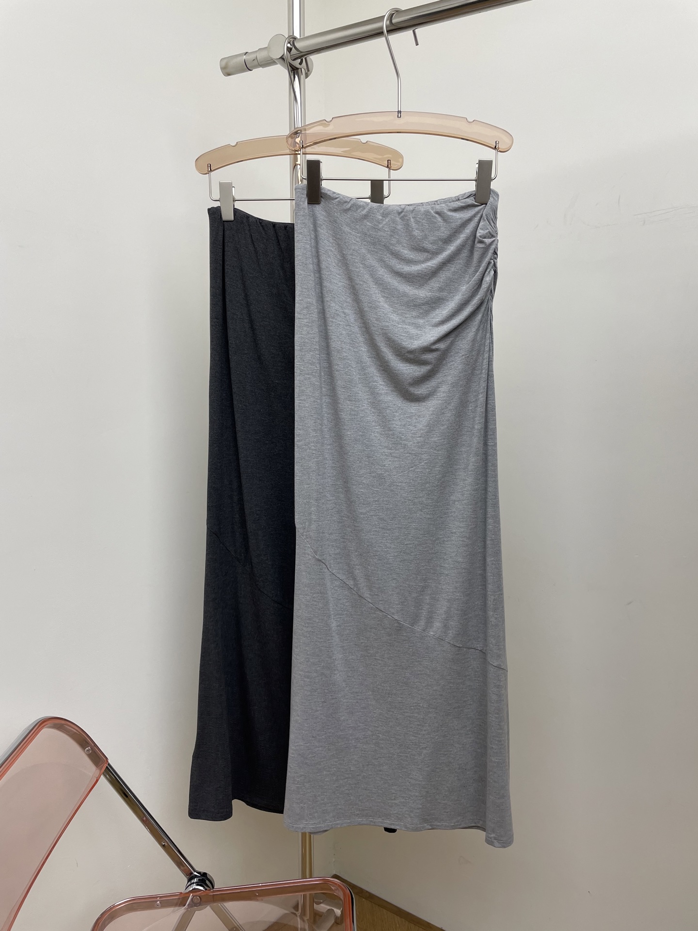 NO:463059,RA 2025 summer pleated relaxed long skirt. Selected comfortable and breathable elastic drooping fabric. Hip pleated sml real shots, skirts, alexander wang19860909RA 2025夏季抽褶轻松长裙.精选舒适透气的弹力垂感面料.胯部褶皱 sml 实拍图,,skirts,alexander wang,Women's clothing