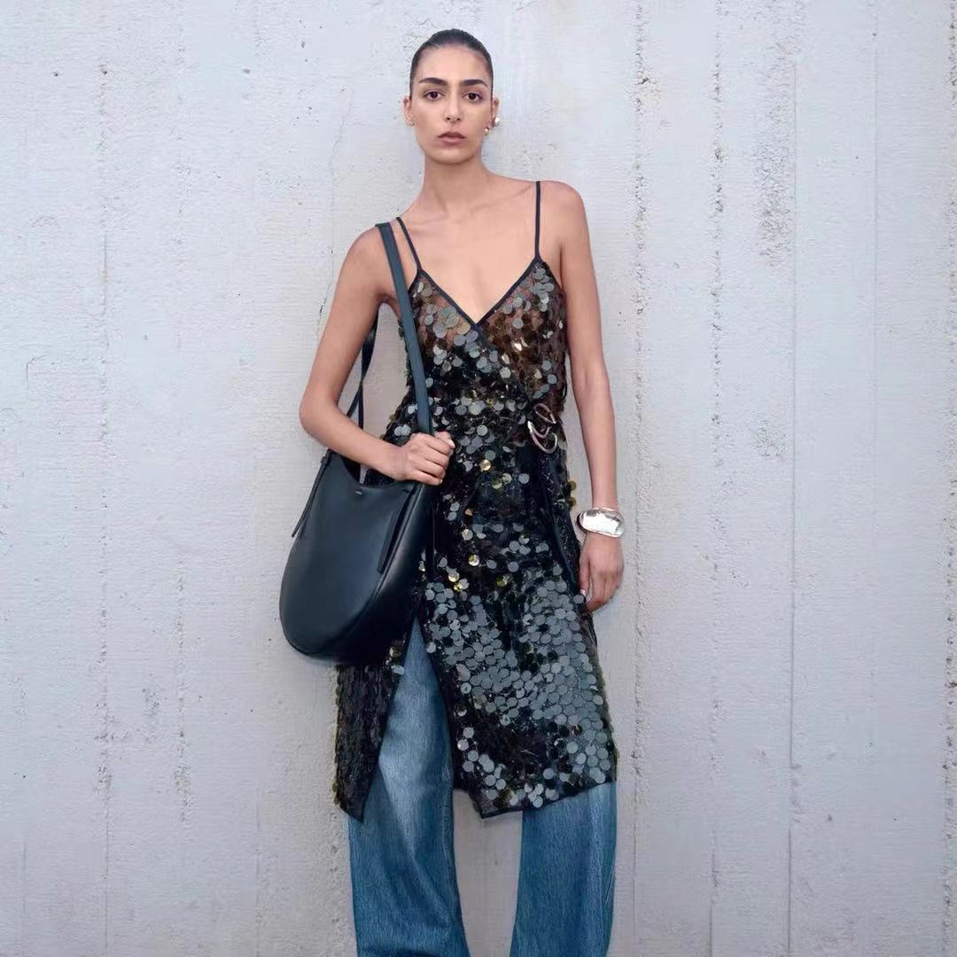 NO:473243,COPERNI 2025 summer new dress beaded suspender design, randomly match various ways to wear sml, skirts, alexander wang19860909COPERNI 2025夏季新款连衣裙 珠片吊带设计 随意搭配多种穿法 sml,,skirts,alexander wang,Women's clothing