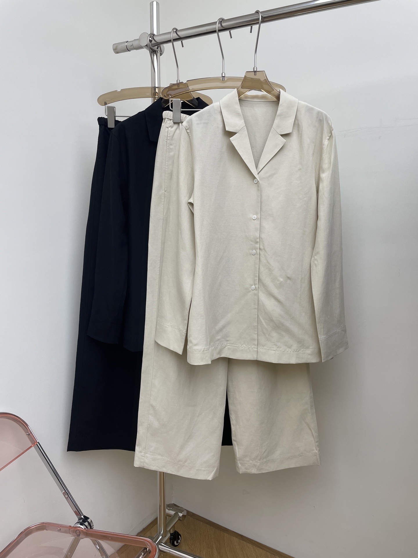 NO:463027,TOTEME 2025 summer new oyster color flowing casual drawstring trousers wide-leg pants 343638 real photos, alexander wang19860909TOTEME 2025夏季新款牡蛎色飘逸休闲抽绳长裤阔腿裤 343638 实拍图,,alexander wang,Women's clothing