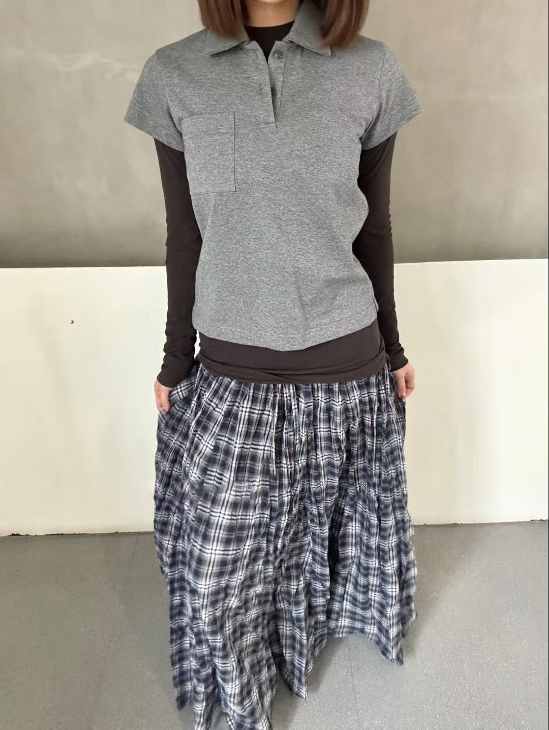 NO:471063,D 2025 new slim POLO shirt, selected high-weight pure cotton fabric, continues the classic style design, simple and versatile, sml, alexander wang19860909D 2025新款修身POLO衫,甄选高克重纯棉面料,延续经典版型设计,简约百搭,sml,,alexander wang,Women's clothing