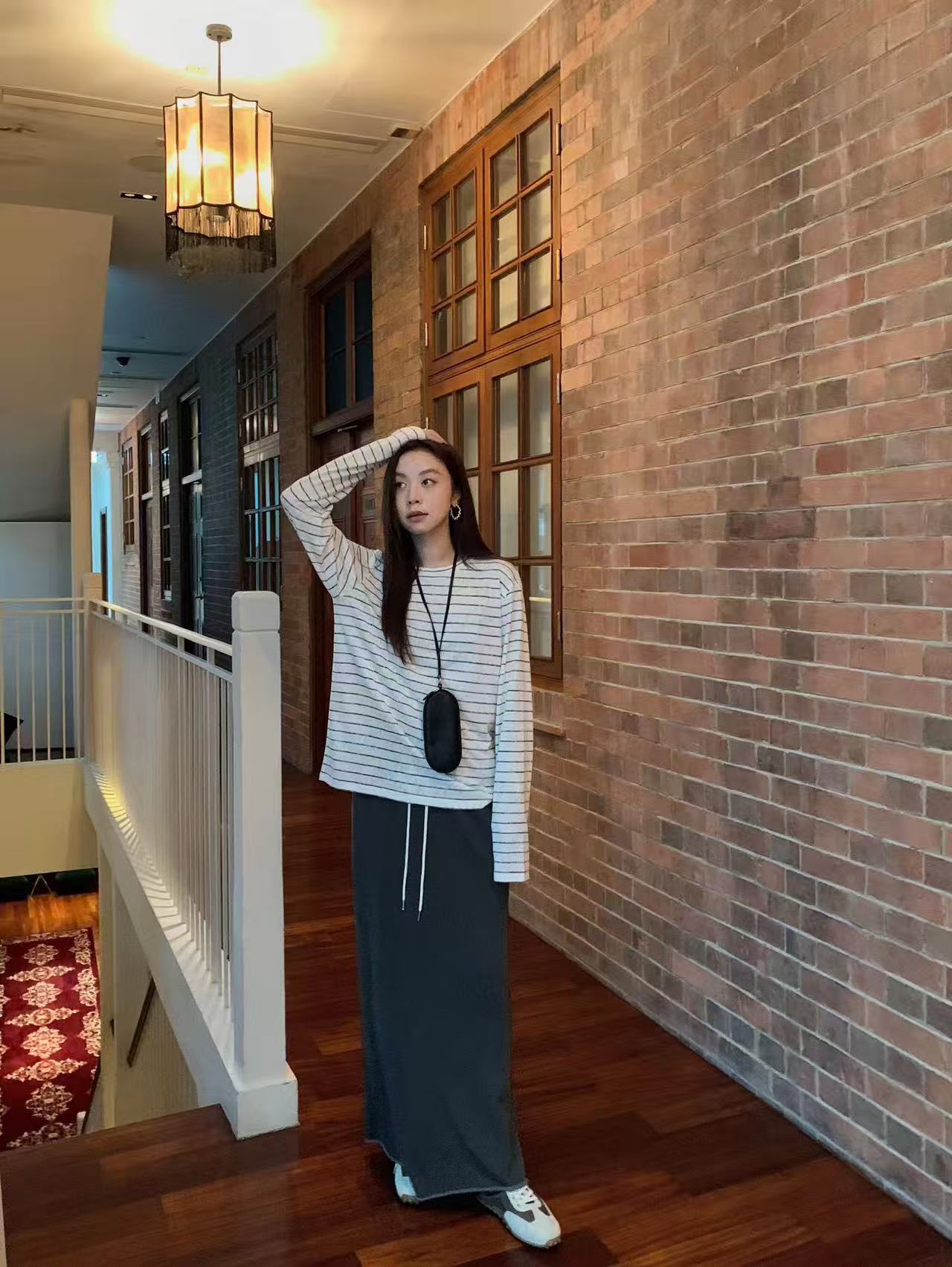 NO:473227,the ro* 2025 autumn and winter new skirt drawstring one-step waist skirt fabric cotton simple and casual easy to match sml, skirts, alexander wang19860909the ro* 2025秋冬新款半裙 抽绳一步卫裙 面料棉 简单随性 好搭配 sml,,skirts,alexander wang,Women's clothing