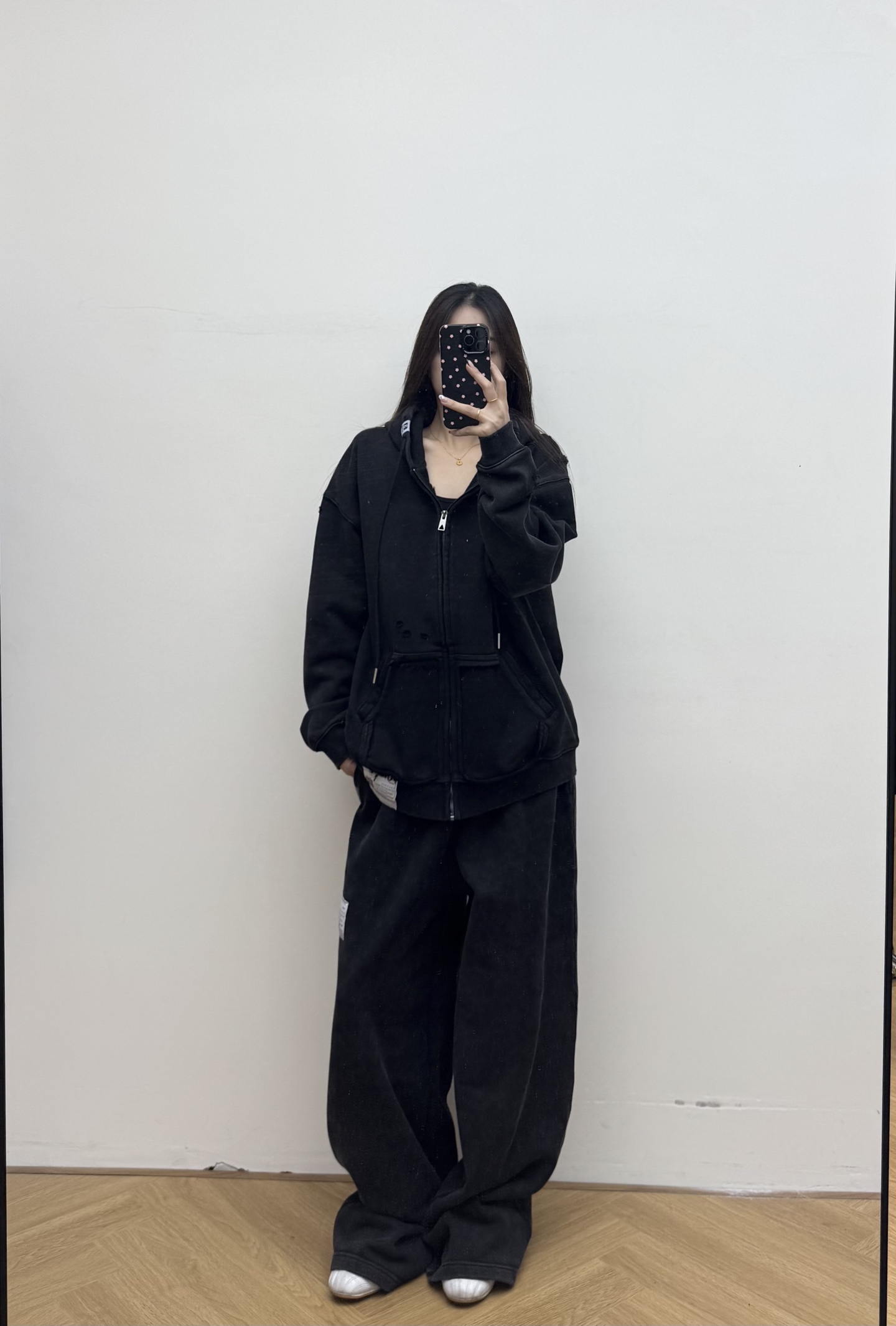 NO:481532,mihara yasuhiro Sanyuan Kangyu 2025 autumn and winter new sweatshirt set Super heavy industry package The washing and old-fashioning process is extremely cumbersome, and the materials are very useful. The same style of men and women xssmlxl, hoodie, sweatshirts, alexander wang19860909mihara yasuhiro三元康裕 2025秋冬新款卫衣套装 超级重工款 洗水做旧工艺极其繁琐 用料十足 男女同款 xssmlxl,,hoodie,sweatshirts,alexander wang,Women's clothing