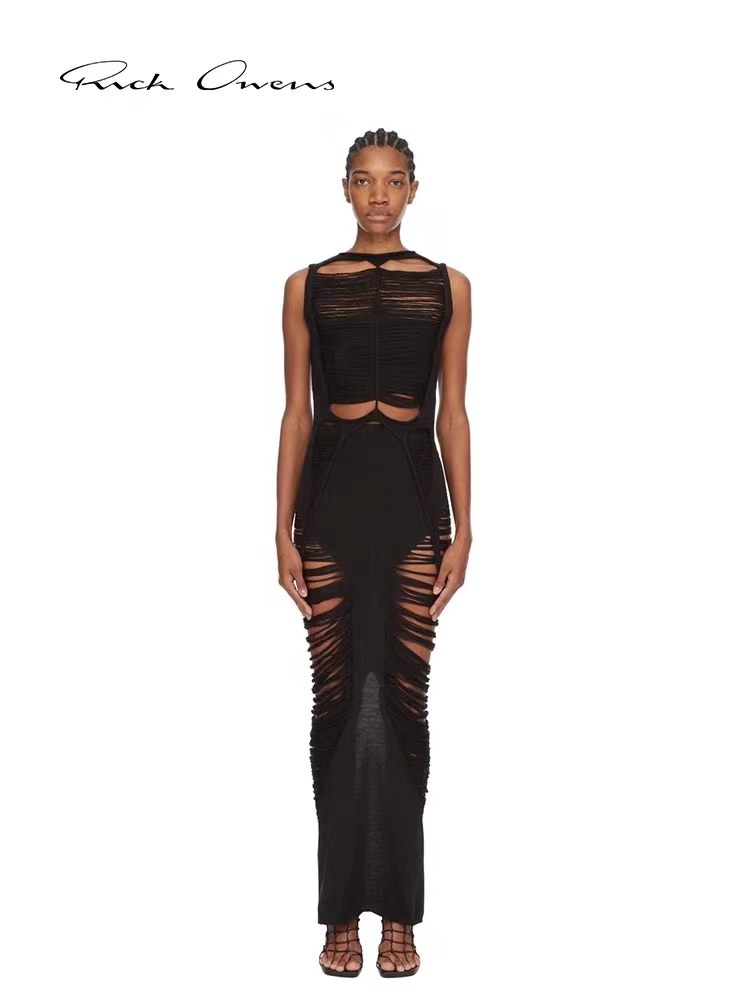 NO:492646,rick owen* new autumn and winter skirt super heavy industry version destroys darkness sml, skirts, alexander wang19860909rick owen* 秋冬新款半裙 超级重工款 破坏暗黑感十足 sml,,skirts,alexander wang,Women's clothing