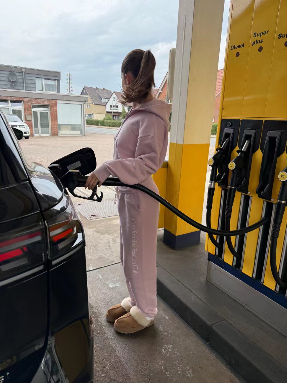 NO:506707,The hottest color this year, alexander wang19860909今年最火爆的颜色 贼贼显白,,alexander wang,Women's clothing