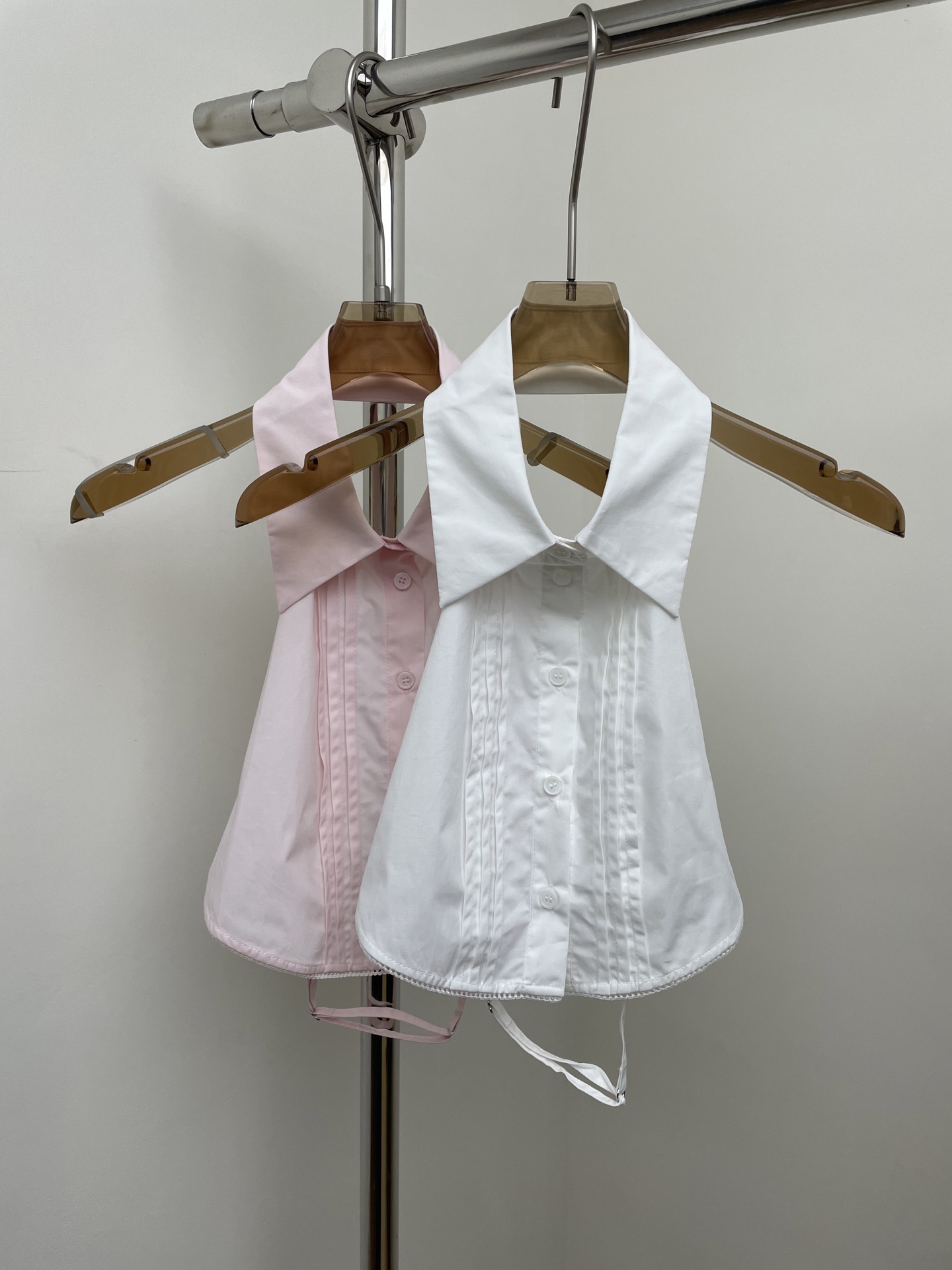 NO:589261,RA 2025 new shirt collar, a practical item that can be worn alone or stacked, backless style, adjustable bust.sml real photos,,shirts,alexander wang19860909RA 2025新款衬衫领, 可单穿,可叠穿的实用单品,露背款式,可调节胸围.sml 实拍图,,shirts,alexander wang,Women's clothing