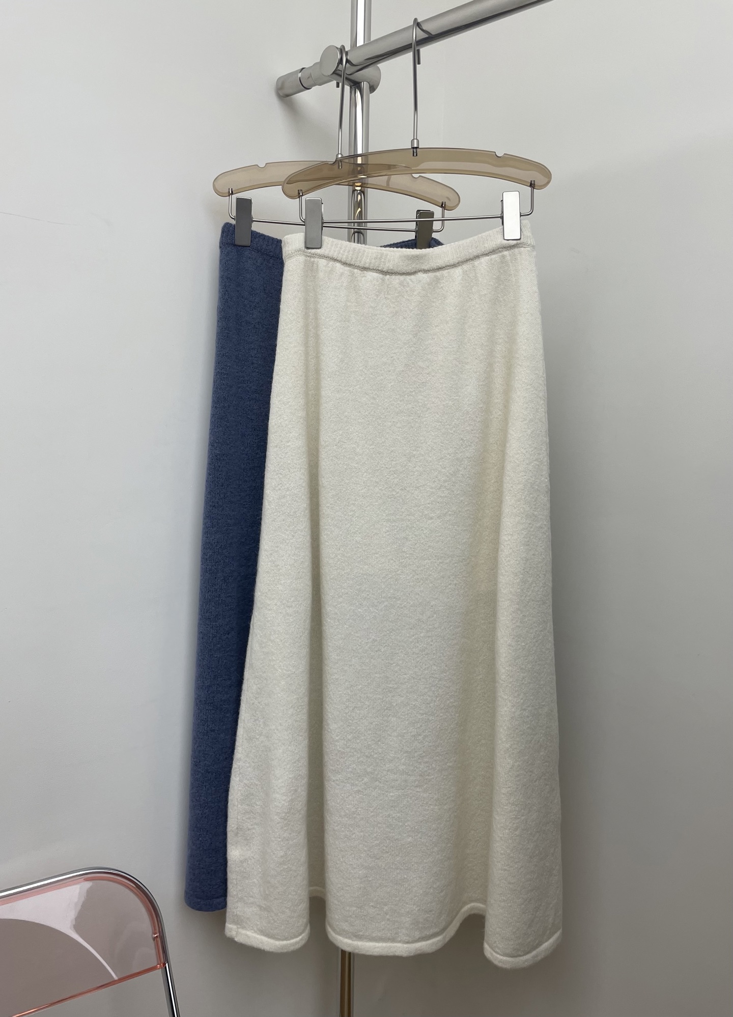NO:655475,VIKTORIACHA* 2025 autumn and winter new skirt, can be matched with a top. Two colors and three sizes sml real photos, skirts, alexander wang19860909VIKTORIACHA* 2025秋冬新款半裙,可跟上衣搭配一套.两色三码sml 实拍图,,skirts,alexander wang,Women's clothing