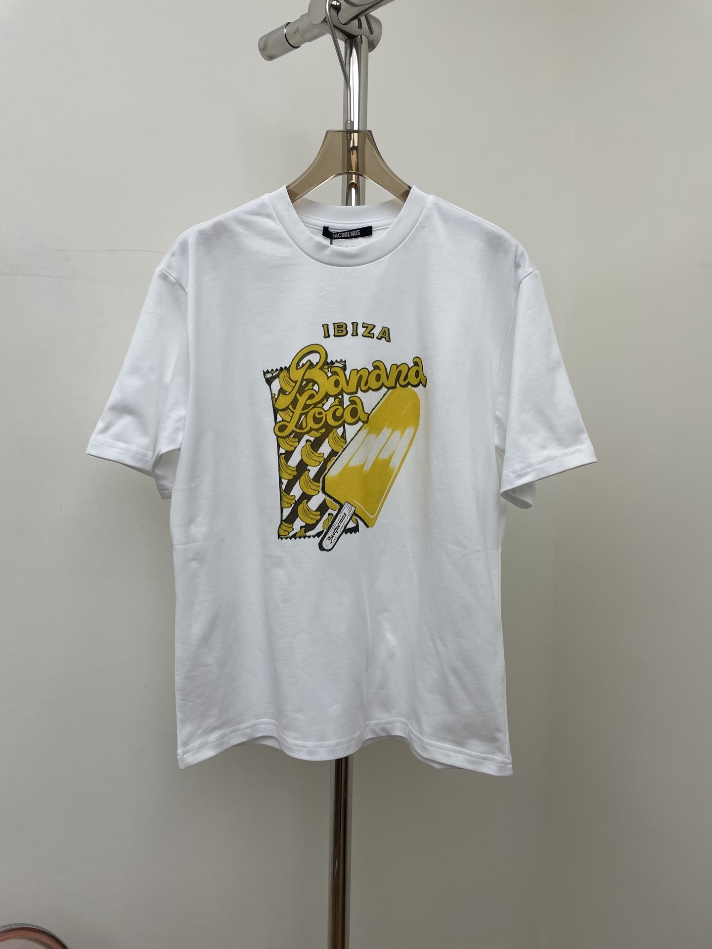 NO:696000,jacquemus 2026 early spring new T-shirt, banana popsicle print, refreshing holiday feeling, smlxl real photos, tees, t-shirt,19860909jacquemus 2026早春新款T恤 香蕉冰棒印花 清爽度假感 smlxl 实拍图,,tees，t-shirt,,Women's clothing