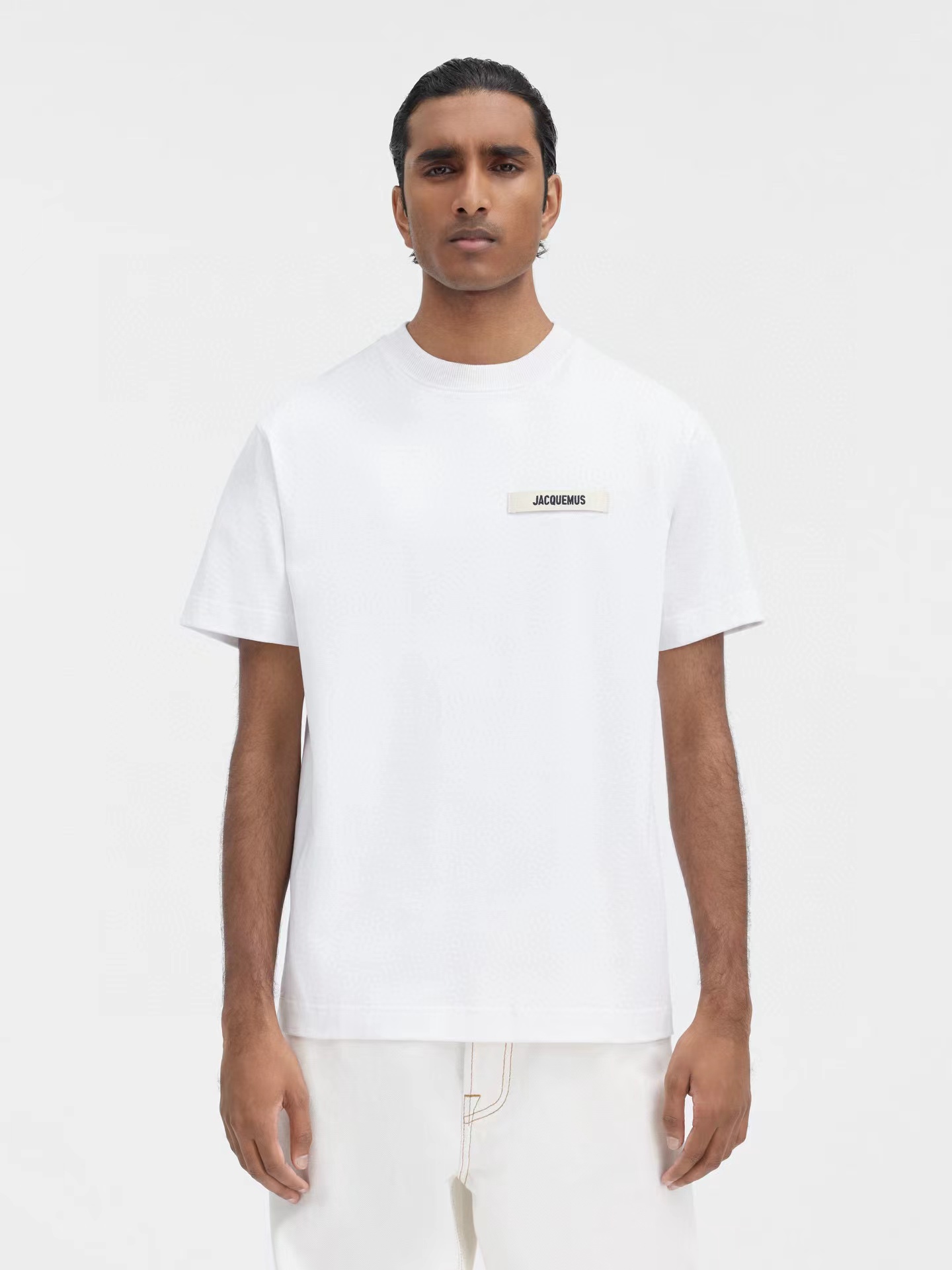 NO:709543,jacquemus 2026 early spring T-shirt, classic webbing style, basic and versatile, black and white sml, tees, t-shirt,19860909jacquemus 2026早春T恤 经典织带款 基础百搭 黑色白色sml,,tees，t-shirt,,Women's clothing