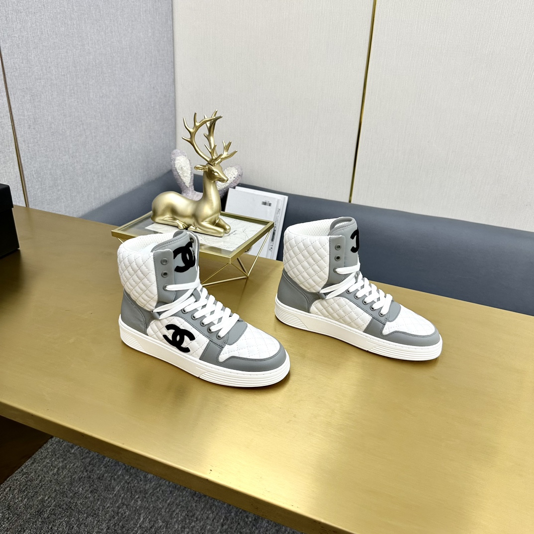 香奈儿高帮休闲鞋 - 头层牛皮・独特デザイン