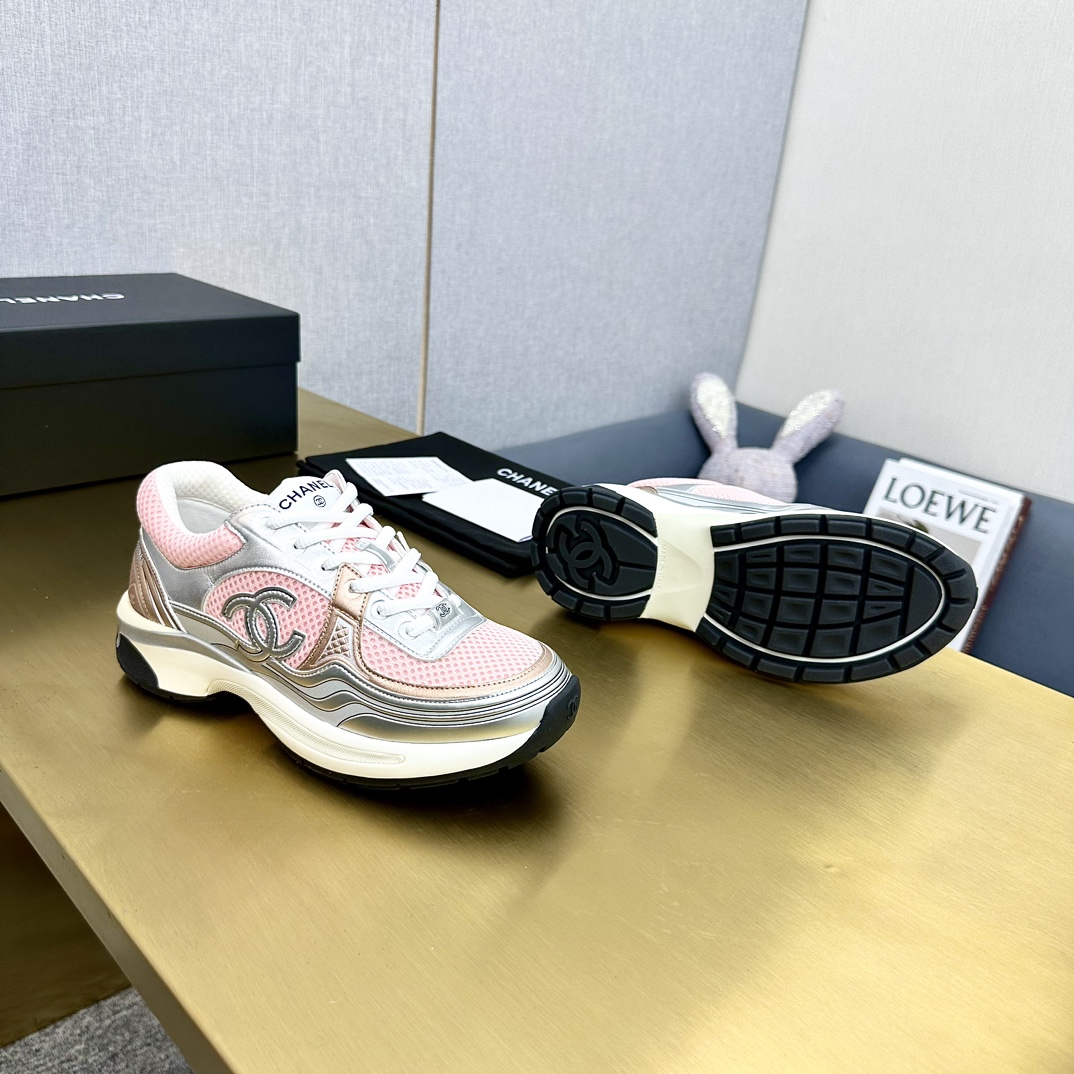 Chanel 香奈儿 小香 金属 休闲 运动鞋 - スタイリッシュなデザイン