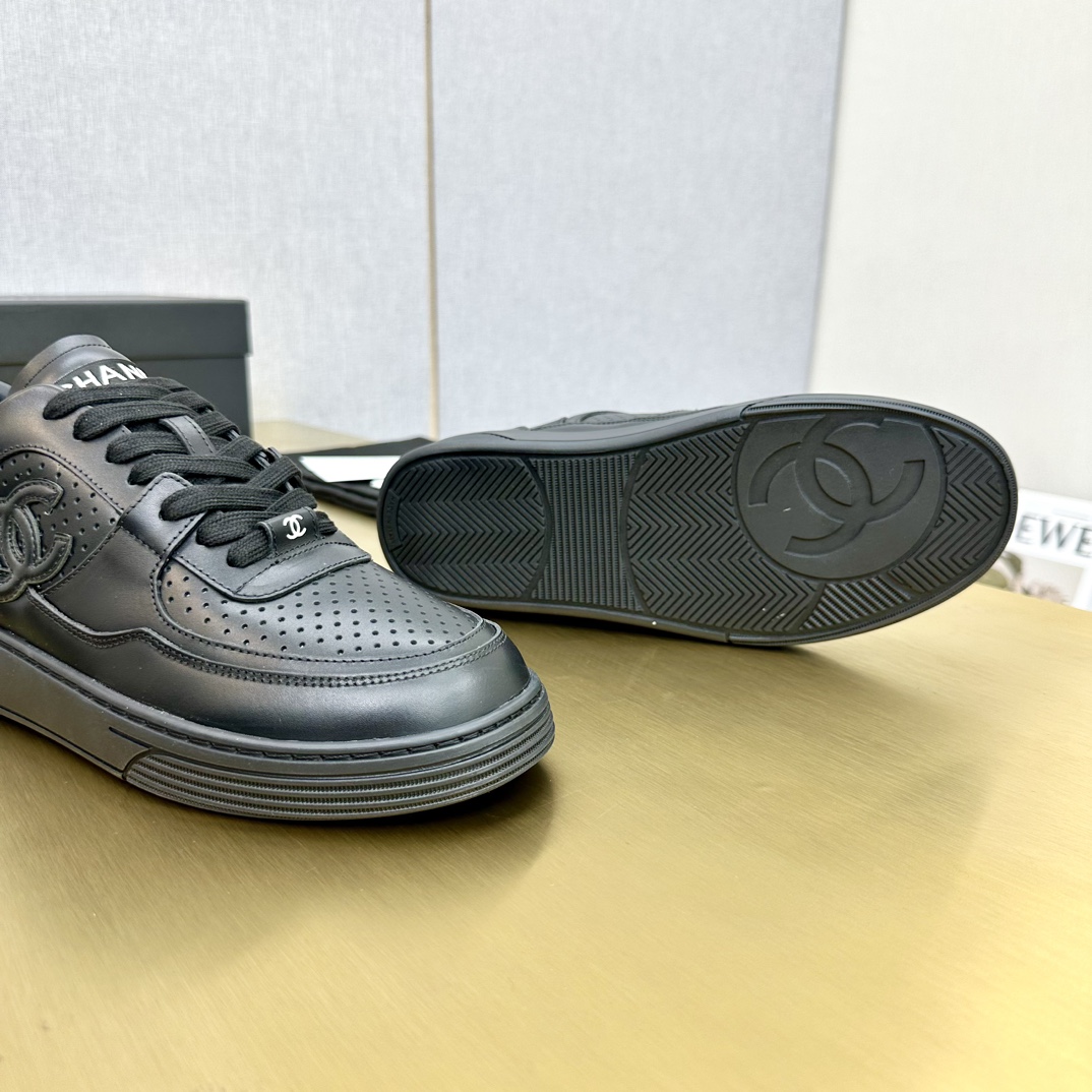 Chanel香奈儿 休闲运动鞋 カップル向けオイルエッジデザイン