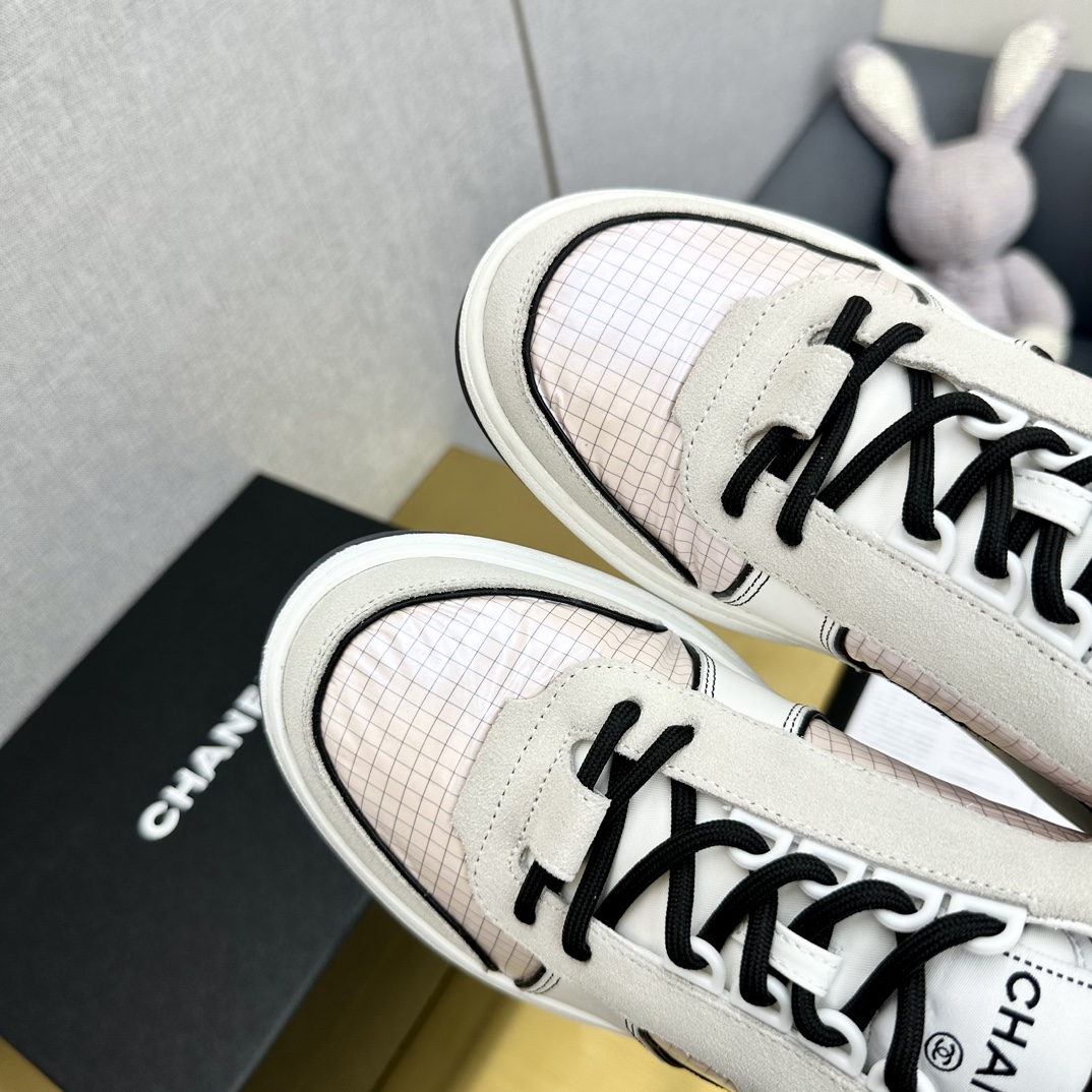 Chanel香奈儿 熊猫スニーカー 多彩なデザインと快適な履き心地