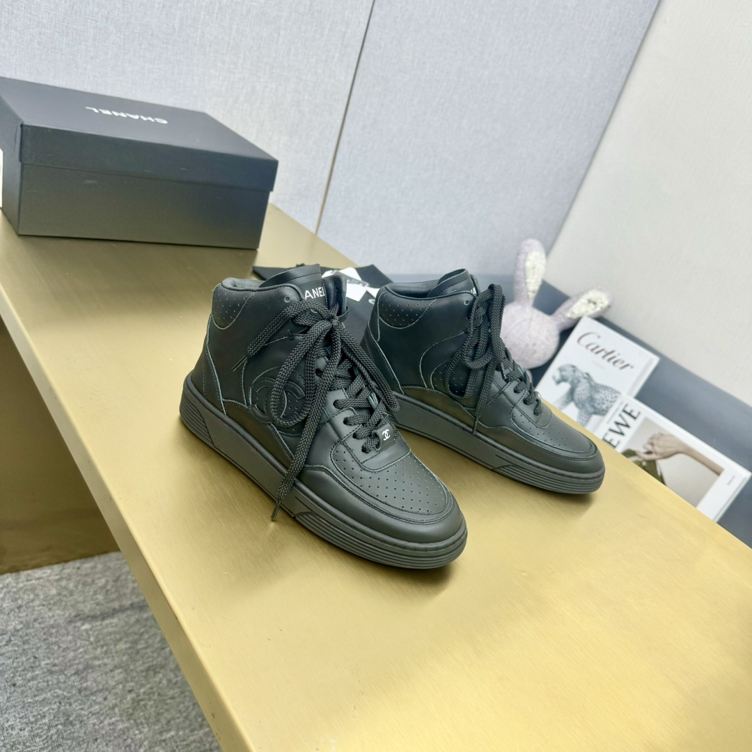 Chanel香奈儿金属休闲スニーカー - 高品質オイルエッジ工芸