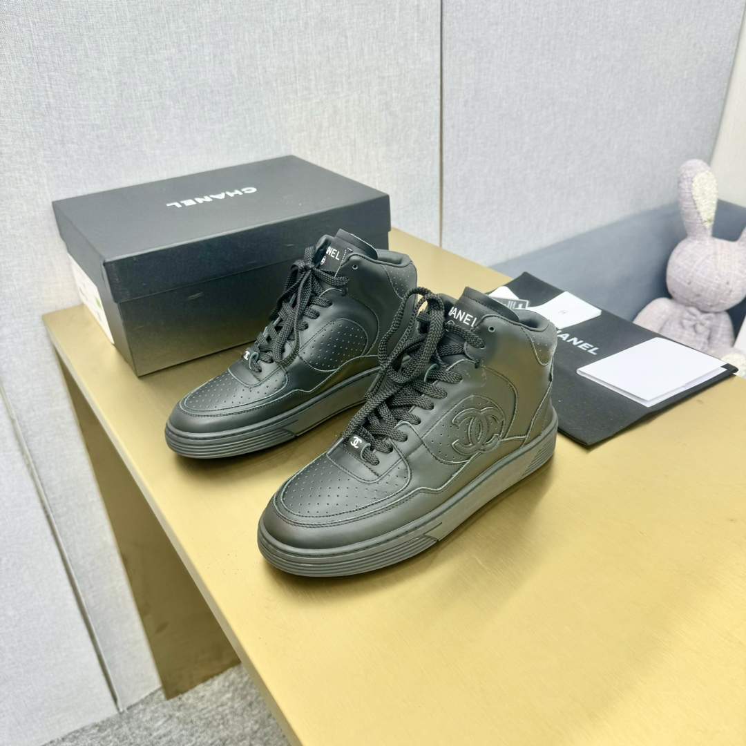 Chanel香奈儿金属休闲スニーカー - 高品質オイルエッジ工芸