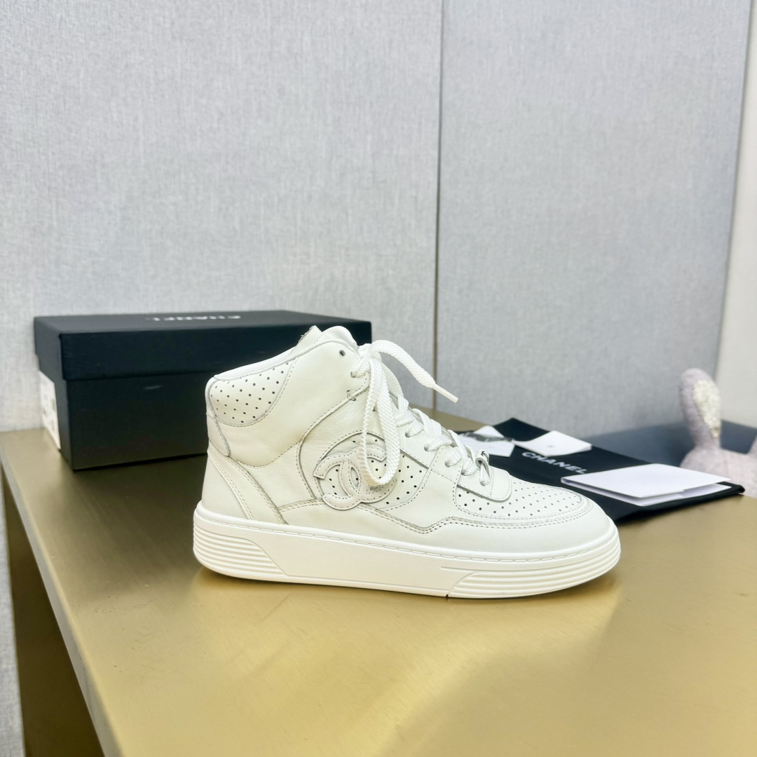 Chanel香奈儿 熊猫スニーカー カップル向け 35-45サイズ