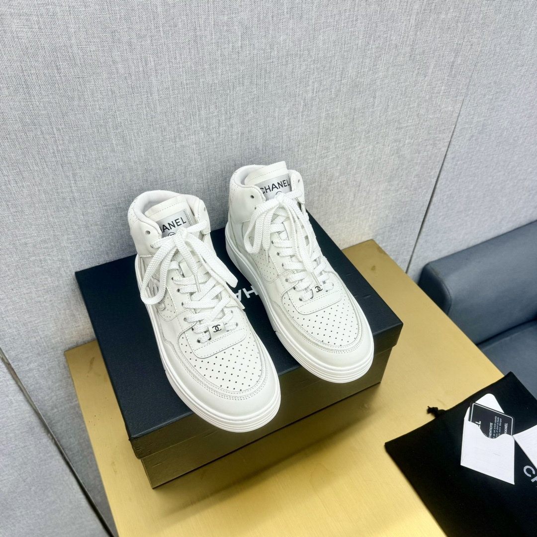 Chanel香奈儿 熊猫スニーカー カップル向け 35-45サイズ