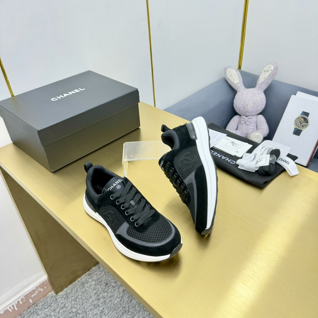 Chanel 香奈儿 スポーツシューズ 多彩デザイン