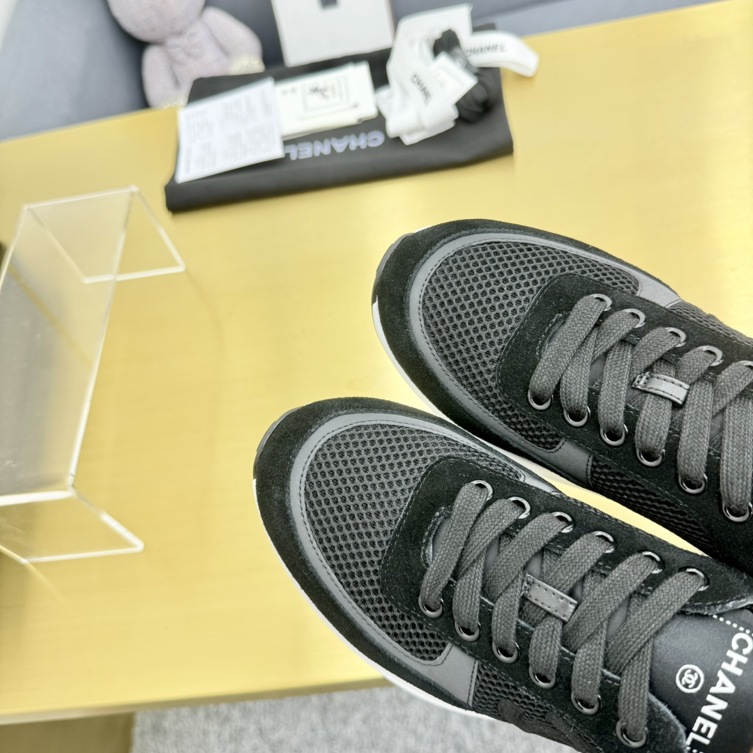 Chanel 香奈儿 スポーツシューズ 多彩デザイン